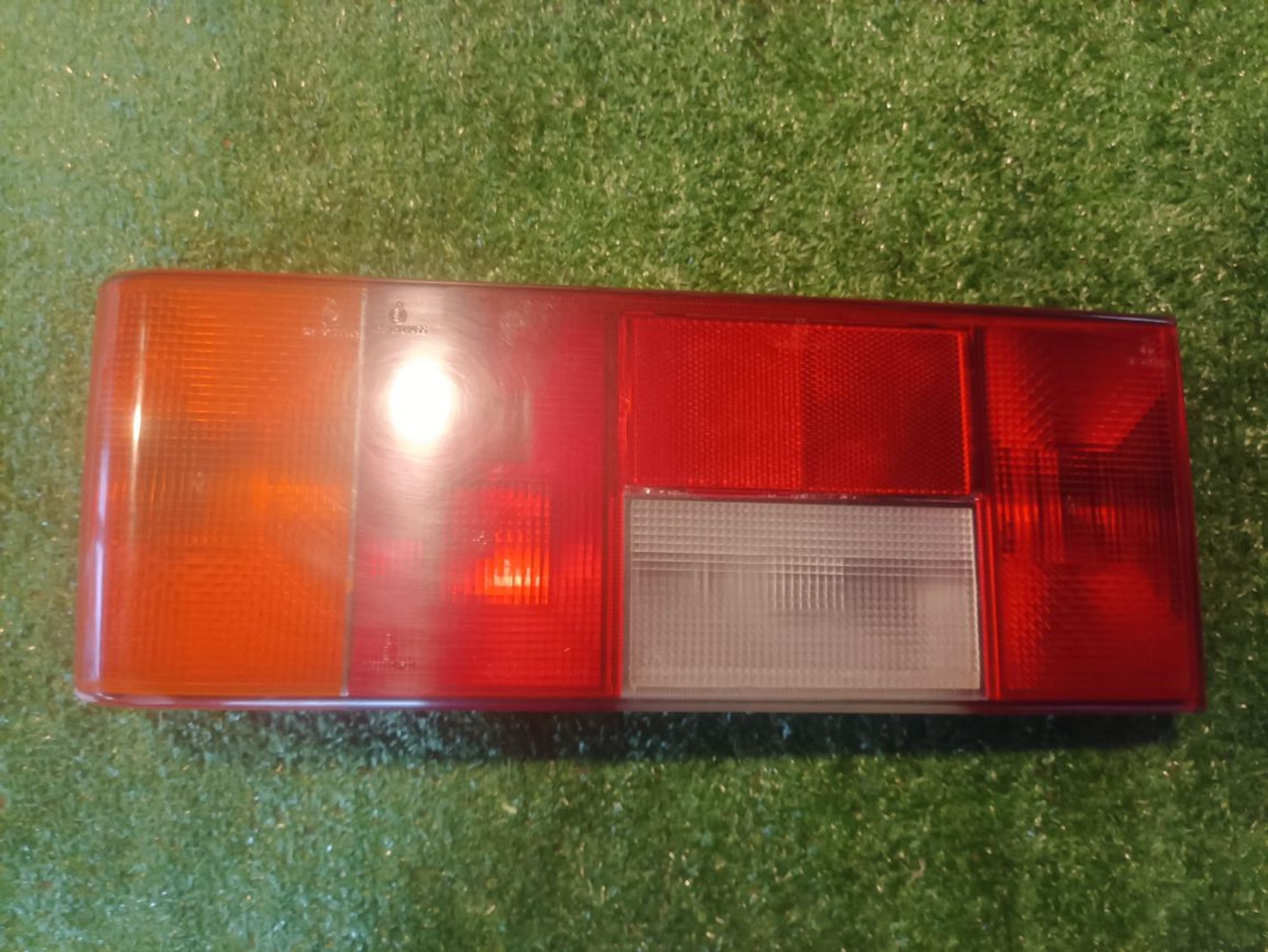 https://ycs.partsauto.market/partsauto-images/thmbs/userImages/a19a1494006c0851879c8cd6f3827d7d/part/6d6bee70-f2e5-4f7f-a3d9-7f21601c5892_1780677936354.jpg