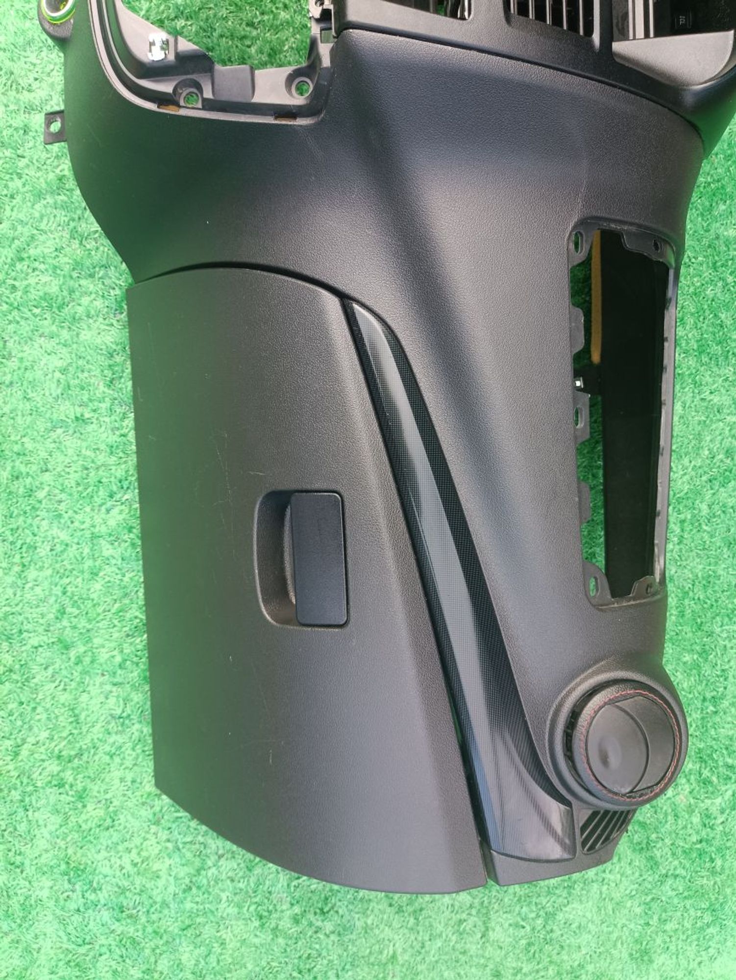 https://ycs.partsauto.market/partsauto-images/thmbs/userImages/a19a1494006c0851879c8cd6f3827d7d/part/6f0bdd52-fde8-43bb-9365-cb01d09f4cc0_1785257064241.jpg