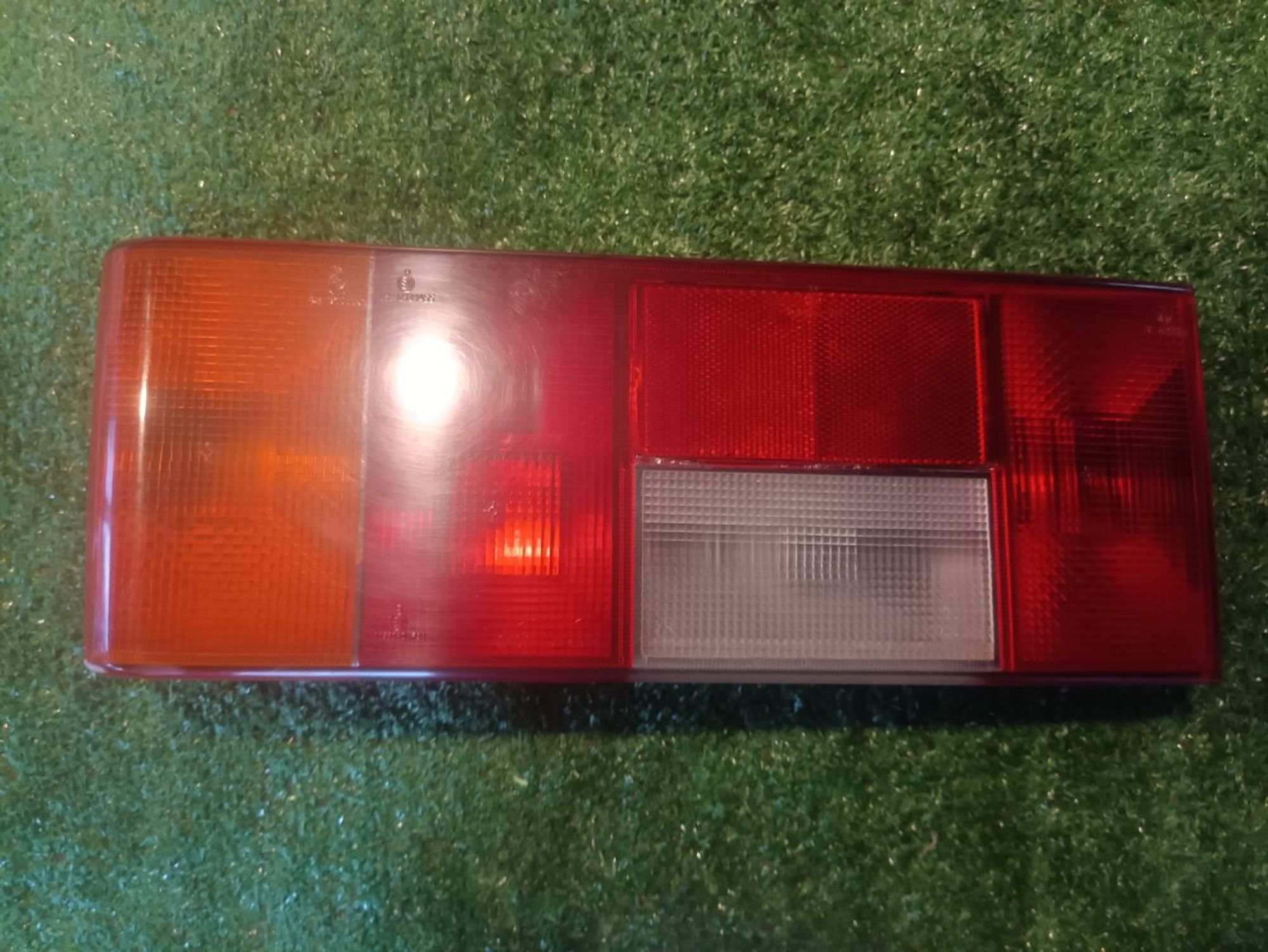 https://ycs.partsauto.market/partsauto-images/thmbs/userImages/a19a1494006c0851879c8cd6f3827d7d/part/6faba6b3-f058-45f9-8cfc-2ea76ac44923_1780677937672.jpg