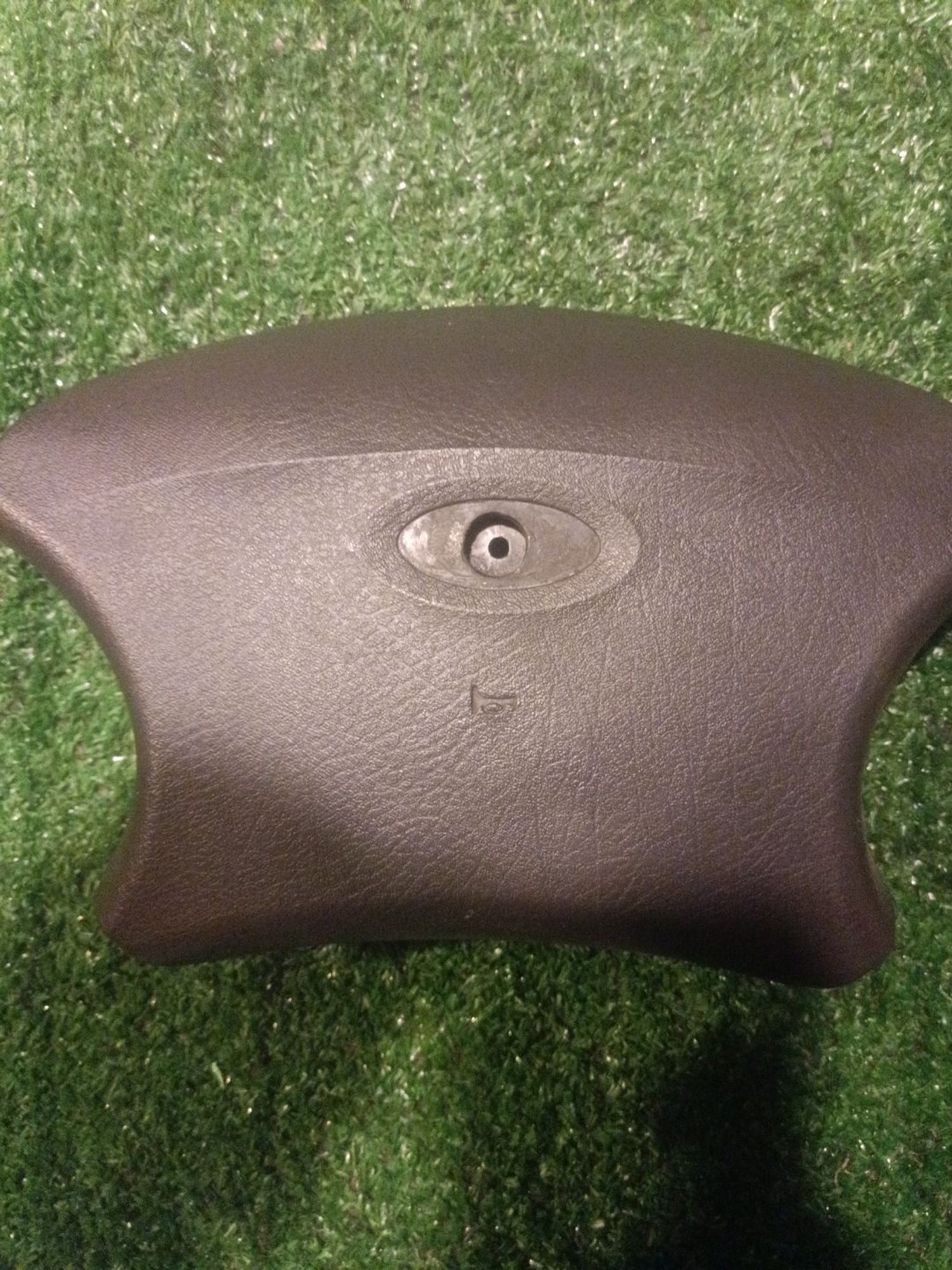 https://ycs.partsauto.market/partsauto-images/thmbs/userImages/a19a1494006c0851879c8cd6f3827d7d/part/75fcfe58-3e54-4f84-9444-e5289d26b14a_1780686800767.jpg