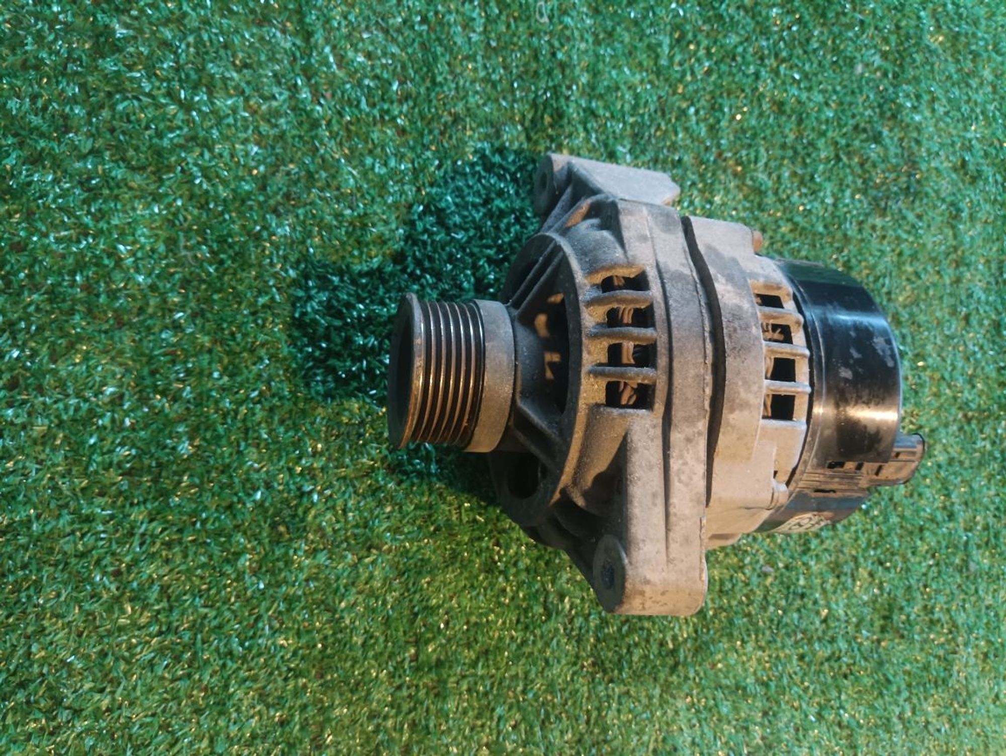 https://ycs.partsauto.market/partsauto-images/thmbs/userImages/a19a1494006c0851879c8cd6f3827d7d/part/787da733-fefc-4c1f-b54e-95d9cff08e1b_1779727437965.jpg