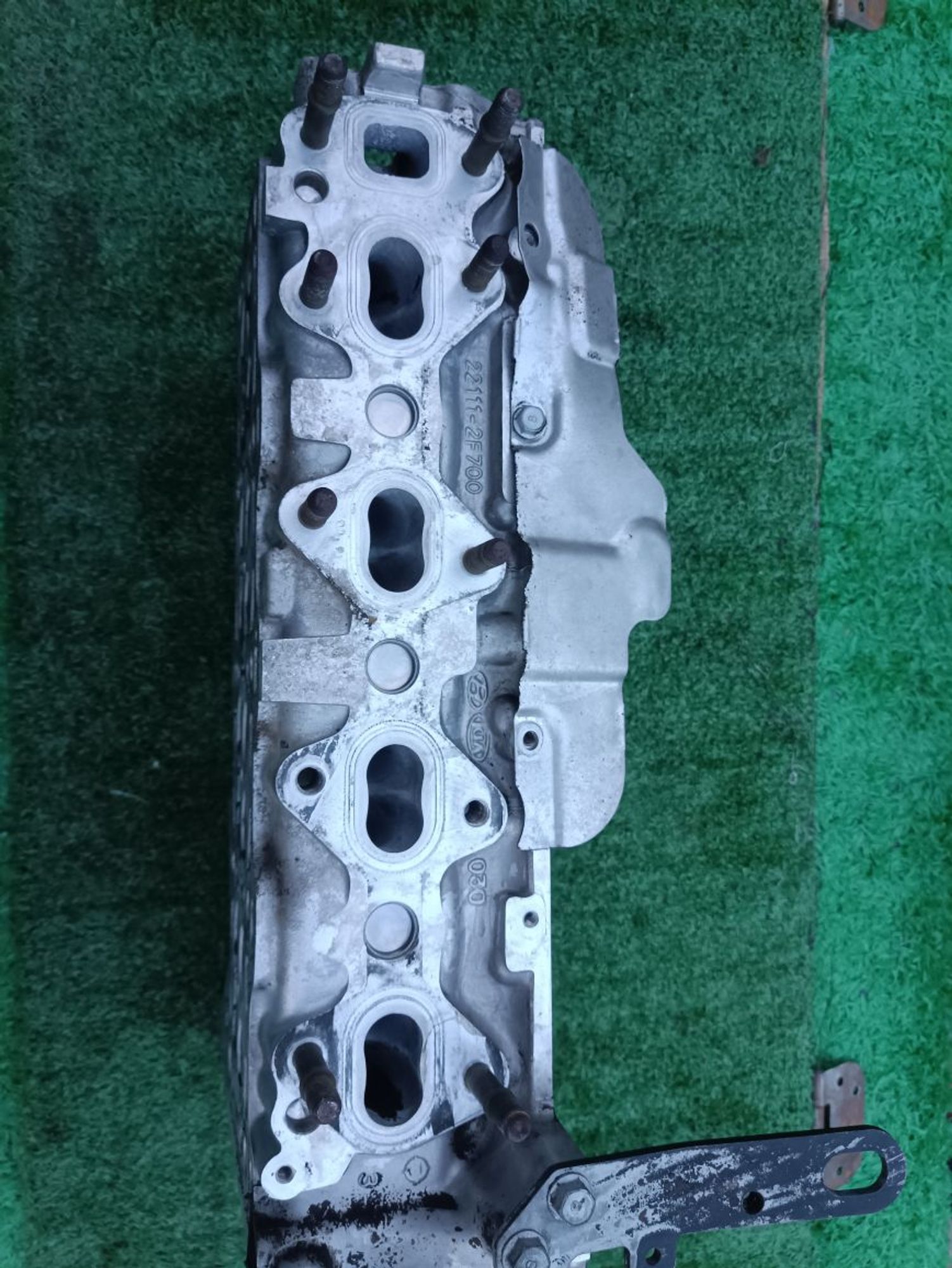 https://ycs.partsauto.market/partsauto-images/thmbs/userImages/a19a1494006c0851879c8cd6f3827d7d/part/787e30c0-f229-453e-99d7-f6a5d7ba4373_1785178006204.jpg