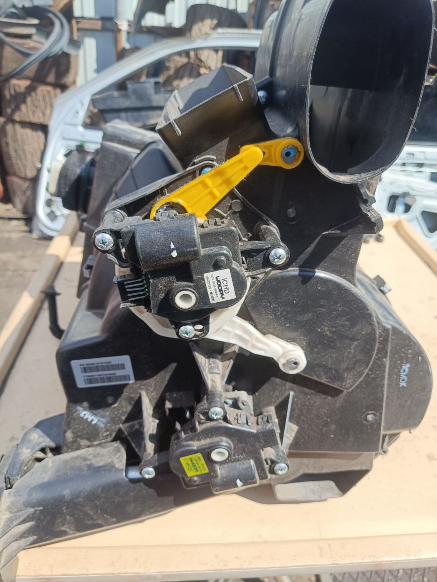 https://ycs.partsauto.market/partsauto-images/thmbs/userImages/a19a1494006c0851879c8cd6f3827d7d/part/7e11f5f1-4b7f-42ae-9c9e-ff7f8ad1d84b_1785330865791.jpg