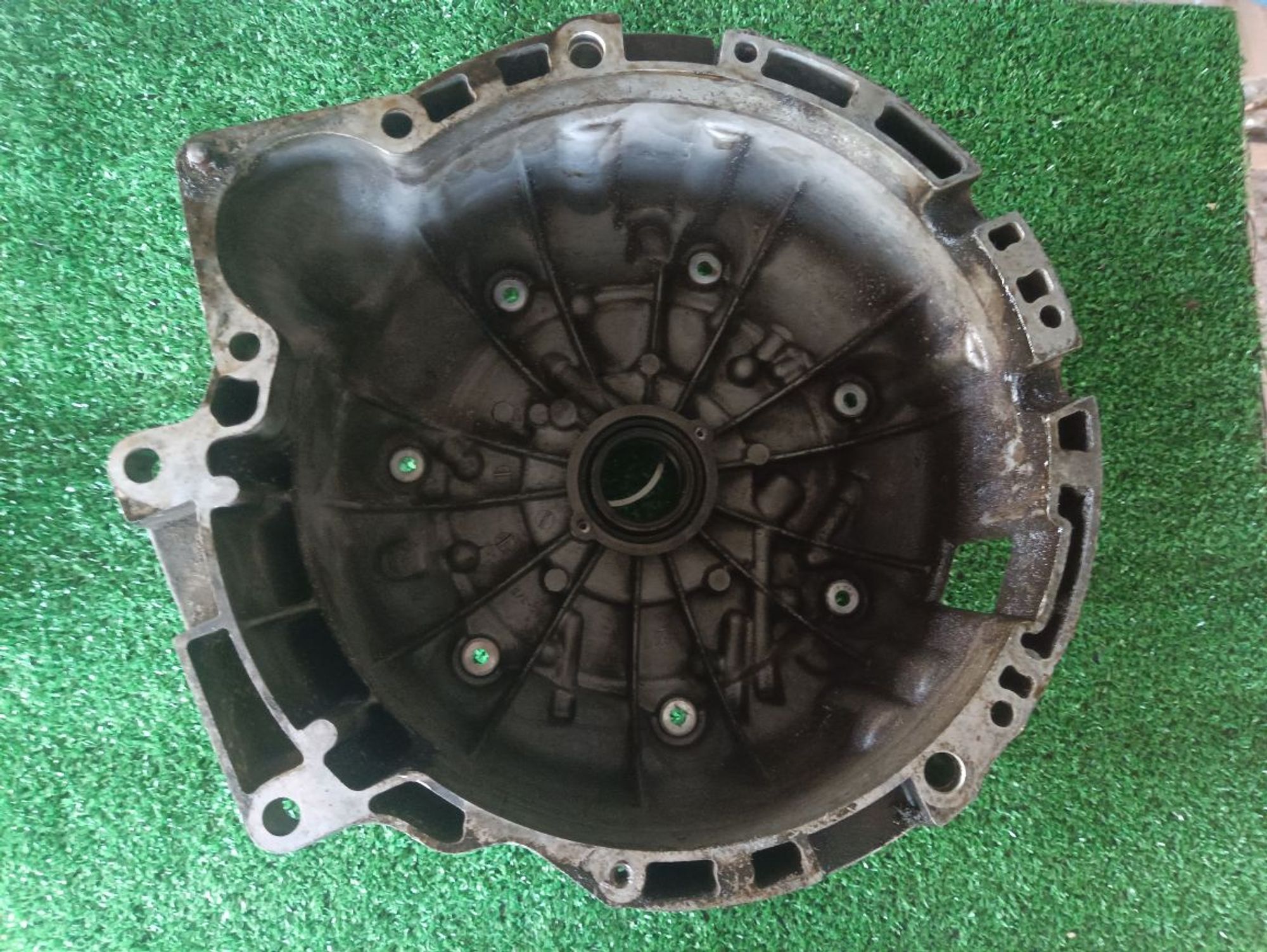 https://ycs.partsauto.market/partsauto-images/thmbs/userImages/a19a1494006c0851879c8cd6f3827d7d/part/842f47c9-831a-4f83-81c2-05c201c9f4c4_1778666601729.jpg