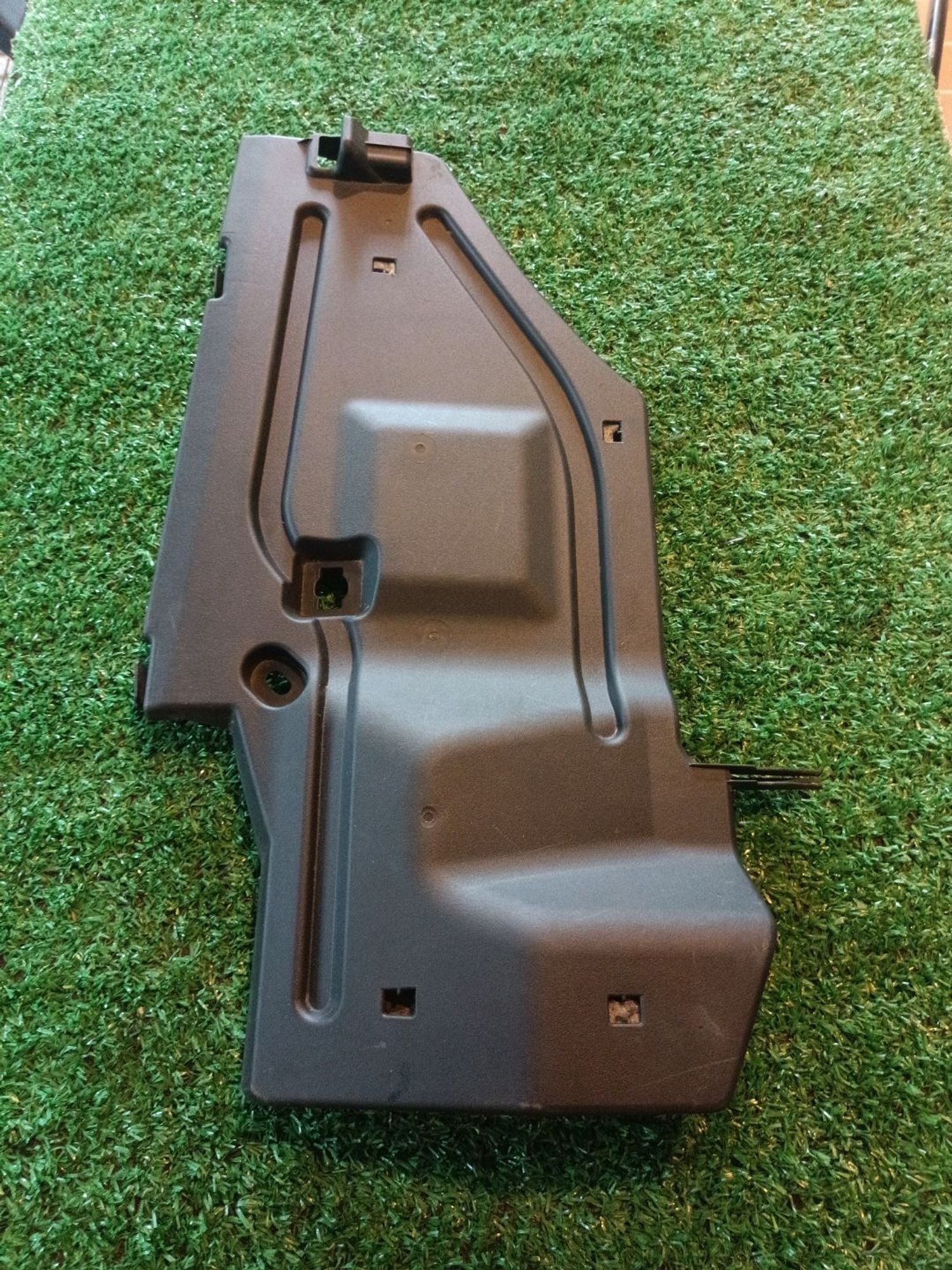 https://ycs.partsauto.market/partsauto-images/thmbs/userImages/a19a1494006c0851879c8cd6f3827d7d/part/8614cf38-fd35-4625-94b5-ca60d20f9a65_1782805461659.jpg