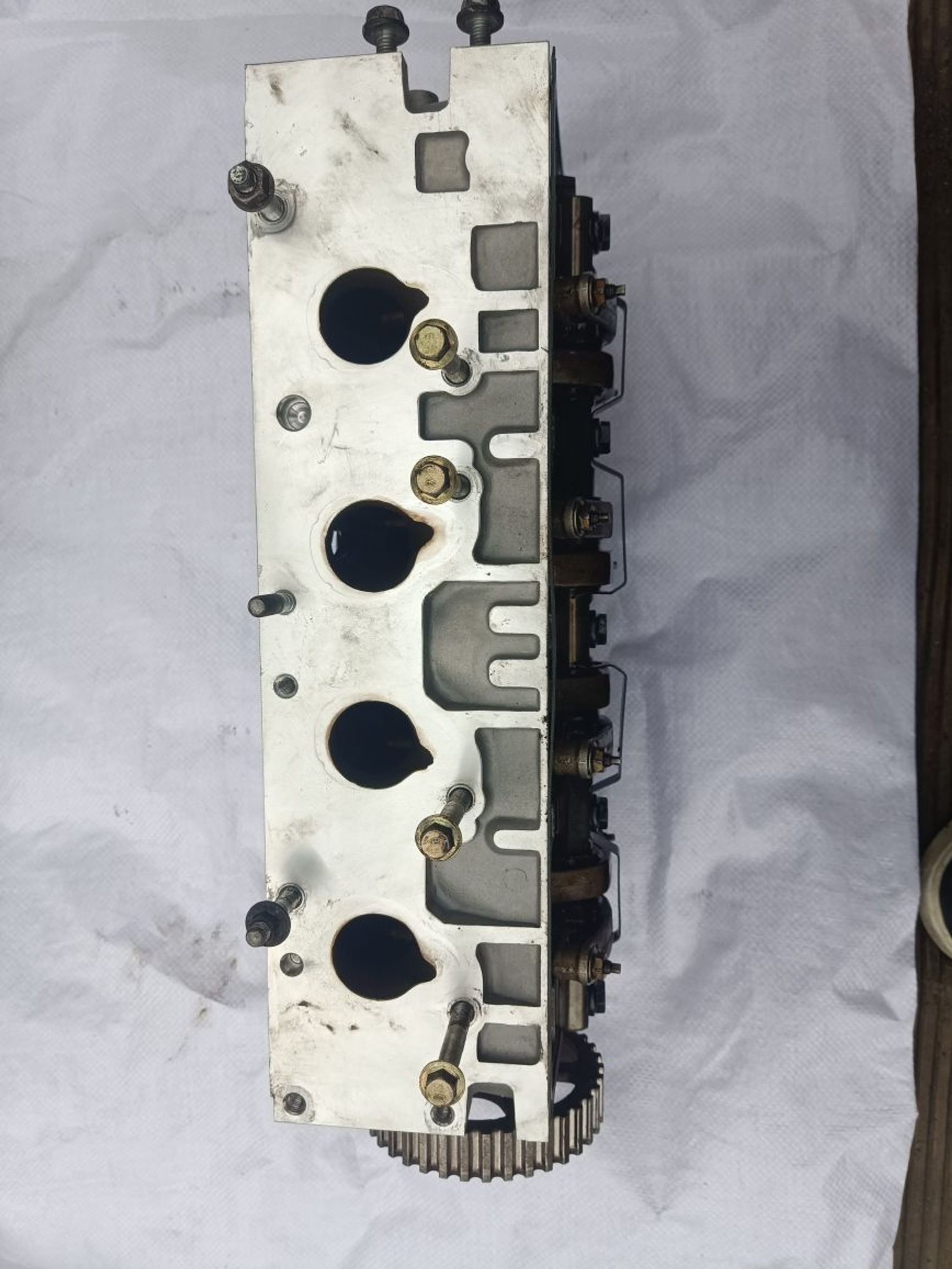 https://ycs.partsauto.market/partsauto-images/thmbs/userImages/a19a1494006c0851879c8cd6f3827d7d/part/8983f034-f188-47b2-af49-f88b2da318c5_1778605714620.jpg