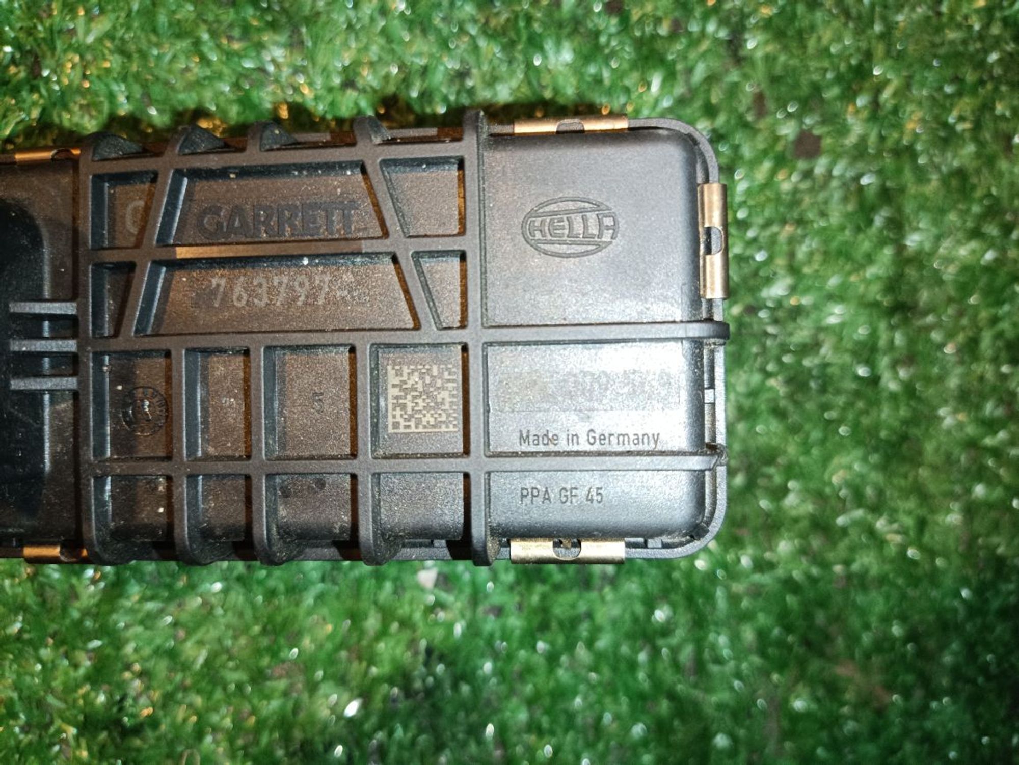 https://ycs.partsauto.market/partsauto-images/thmbs/userImages/a19a1494006c0851879c8cd6f3827d7d/part/8e82f0b6-2d05-4133-ac34-4929349f3f8e_1779393612932.jpg