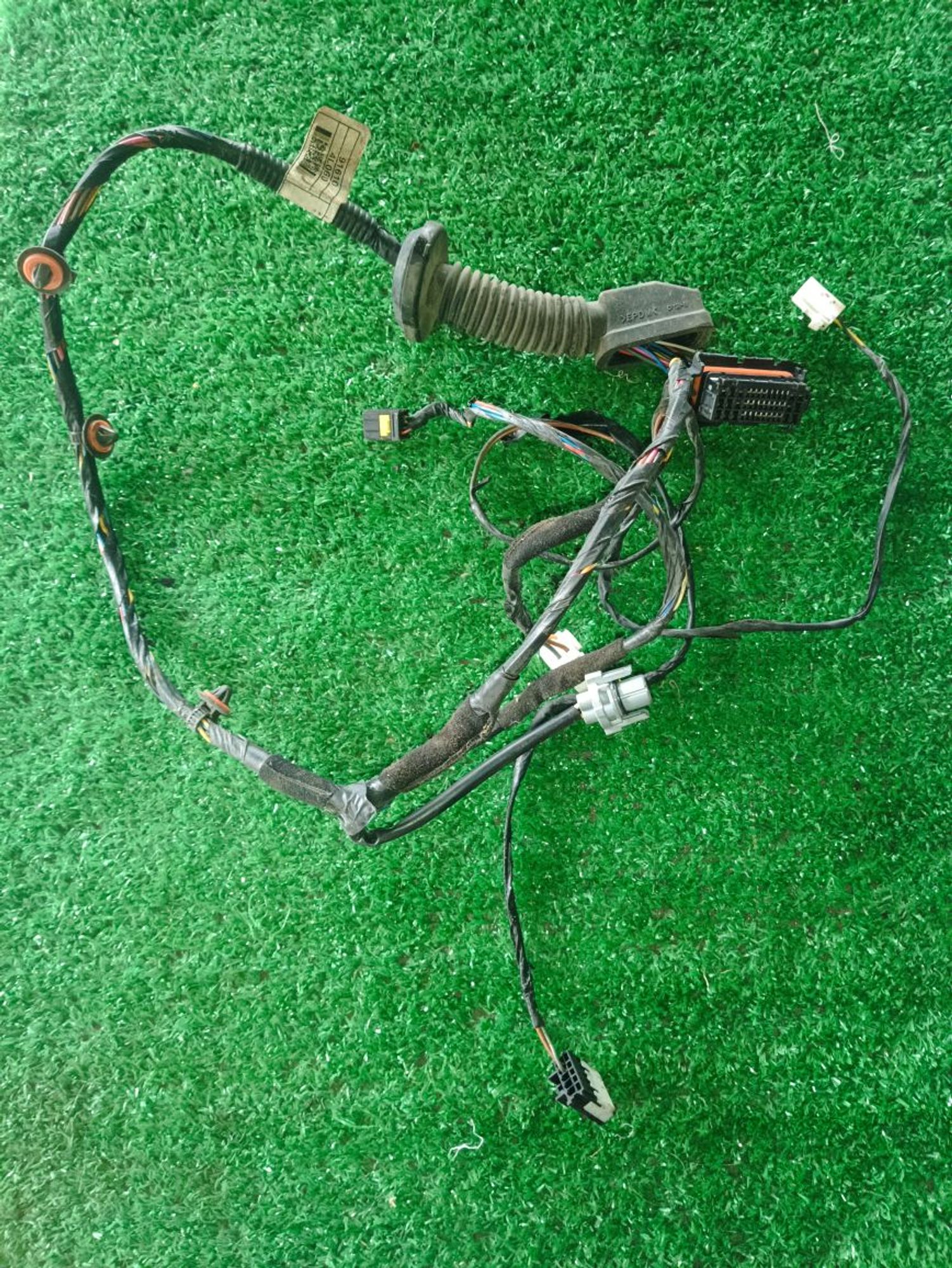 https://ycs.partsauto.market/partsauto-images/thmbs/userImages/a19a1494006c0851879c8cd6f3827d7d/part/902f5a39-f425-4f40-bf74-33df59300ef0_1776682068655.jpg