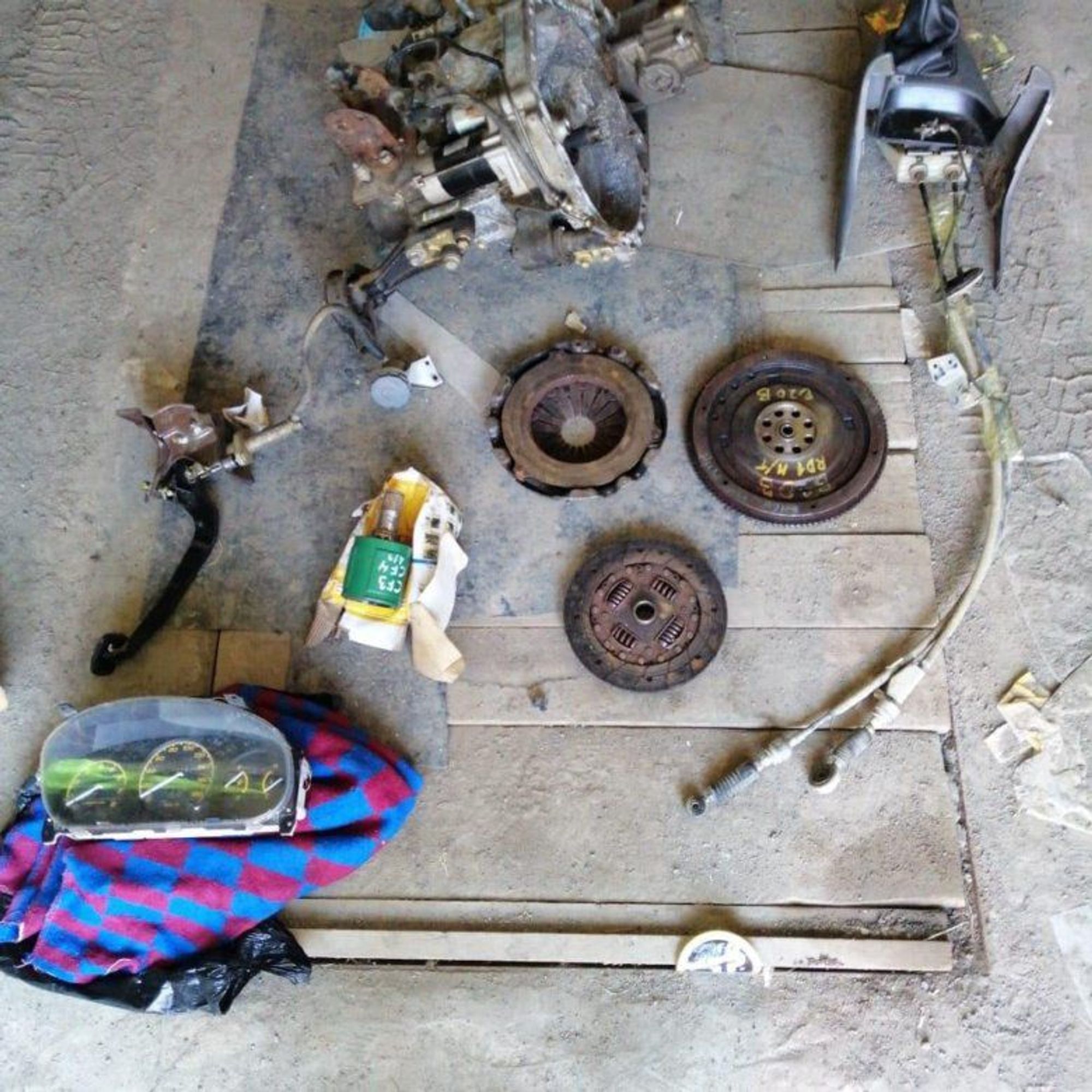 https://ycs.partsauto.market/partsauto-images/thmbs/userImages/a19a1494006c0851879c8cd6f3827d7d/part/9113f518-0e3c-43de-b377-6e81f11e1feb_1782238316557.jpg