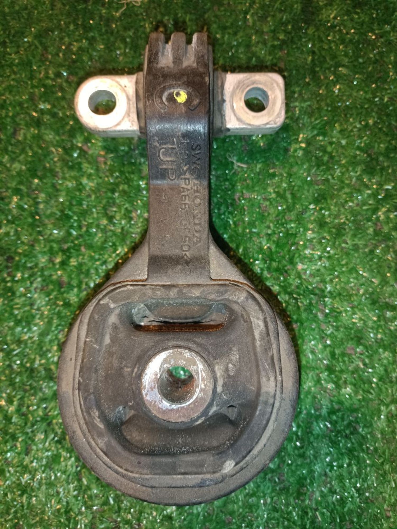 https://ycs.partsauto.market/partsauto-images/thmbs/userImages/a19a1494006c0851879c8cd6f3827d7d/part/92256a2f-89b1-48b9-a76a-2da6e7d06be0_1776618464392.jpg