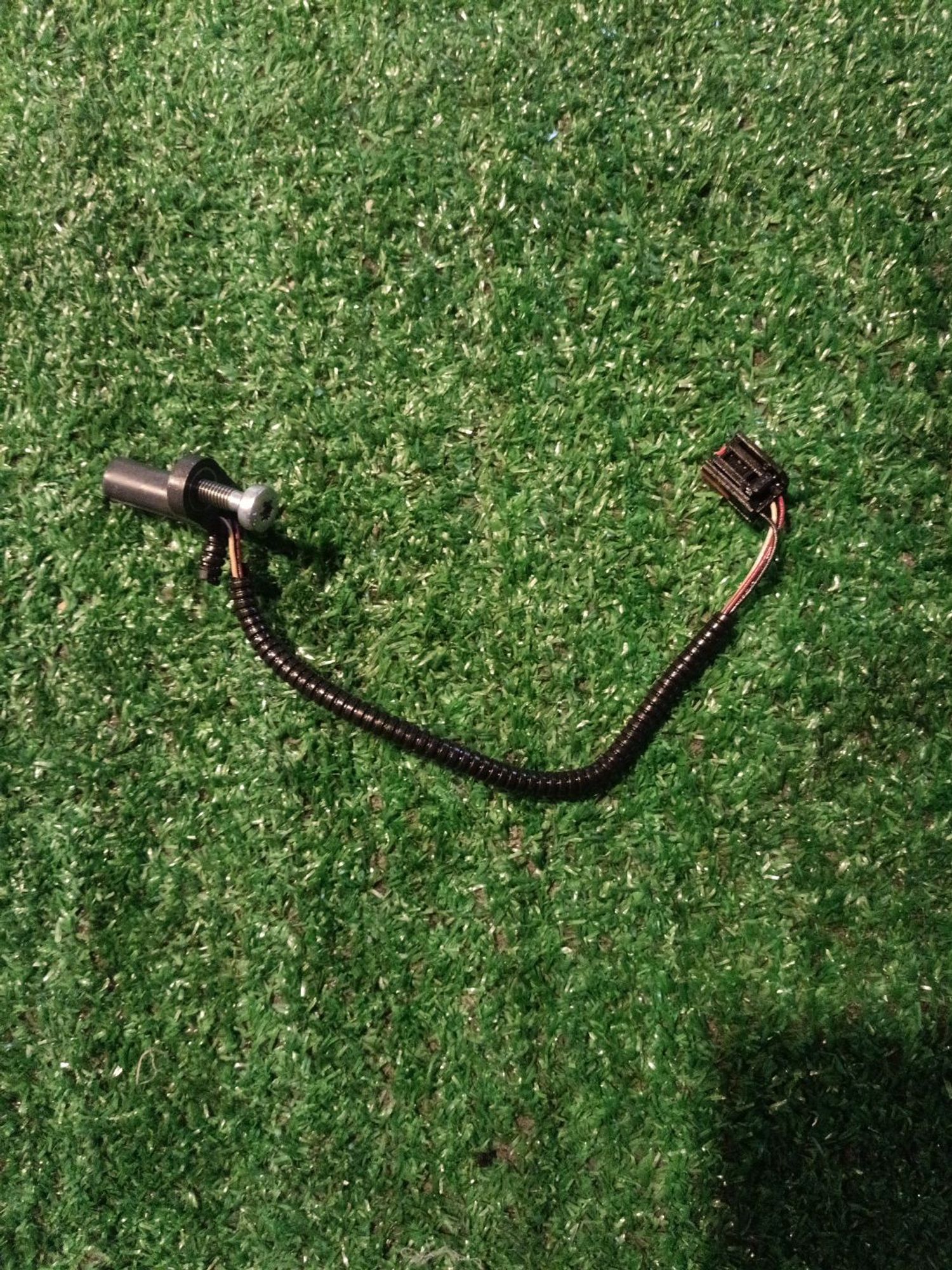 https://ycs.partsauto.market/partsauto-images/thmbs/userImages/a19a1494006c0851879c8cd6f3827d7d/part/95b87dd0-0741-4871-9f0a-399fb718b835_1777309001229.jpg