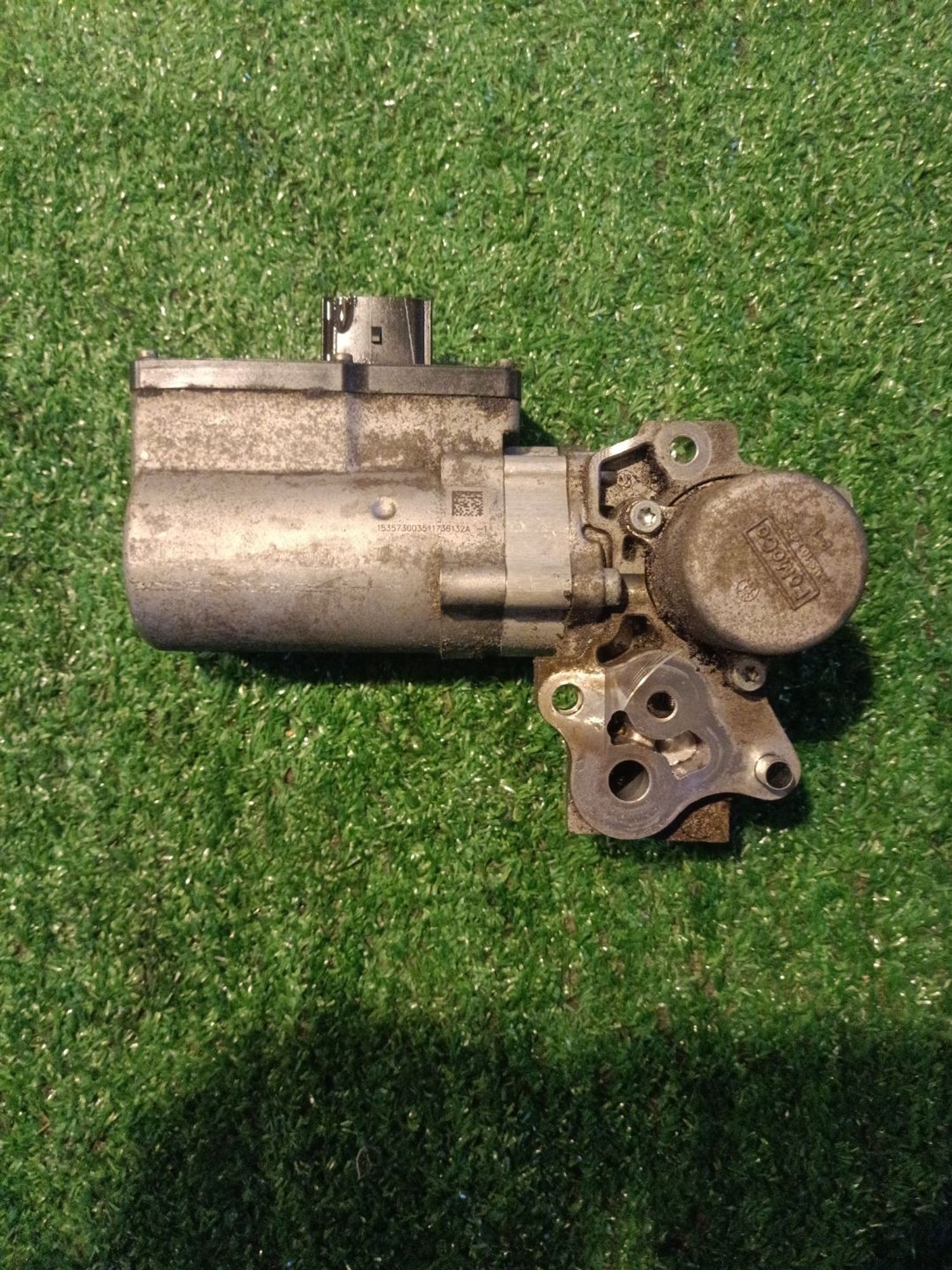 https://ycs.partsauto.market/partsauto-images/thmbs/userImages/a19a1494006c0851879c8cd6f3827d7d/part/9825a021-6596-4e41-90e4-c032b1b5fd6b_1777308294749.jpg