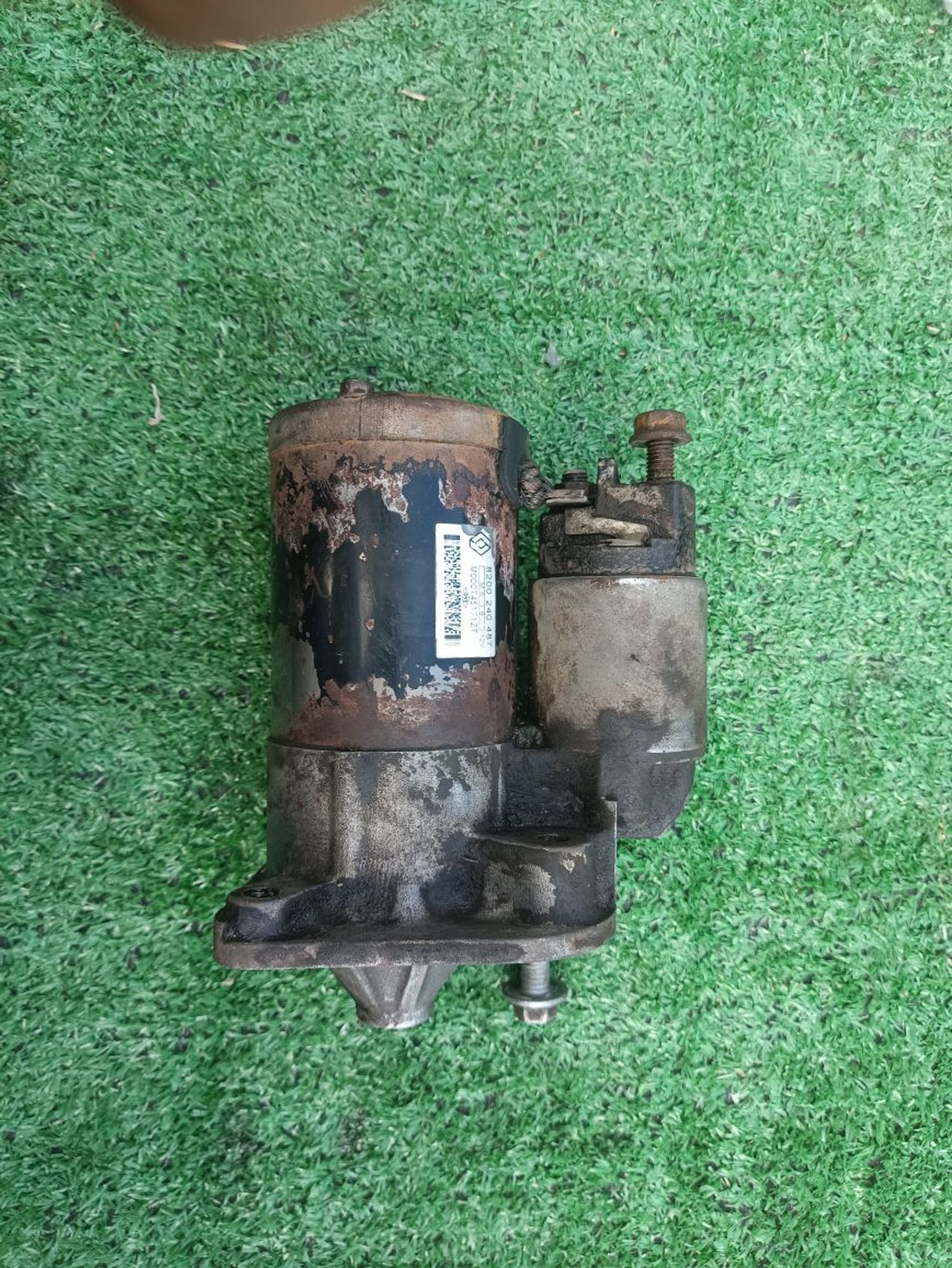 https://ycs.partsauto.market/partsauto-images/thmbs/userImages/a19a1494006c0851879c8cd6f3827d7d/part/9cba9411-d13b-4884-a0f7-6809a333a41f_1778588031367.jpg