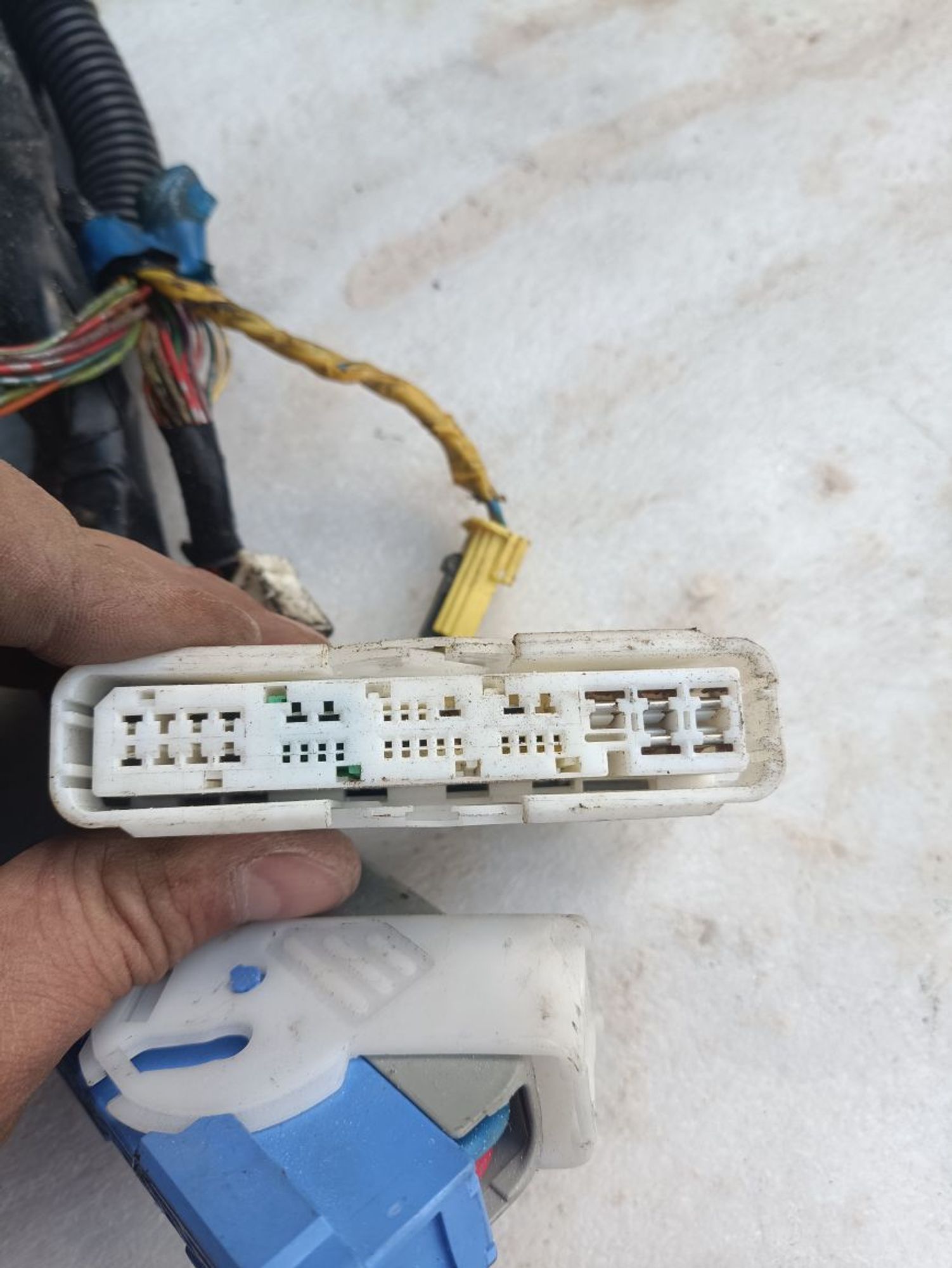 https://ycs.partsauto.market/partsauto-images/thmbs/userImages/a19a1494006c0851879c8cd6f3827d7d/part/9d181d89-18a6-4c96-a9f8-7e75b61eff19_1777535115595.jpg