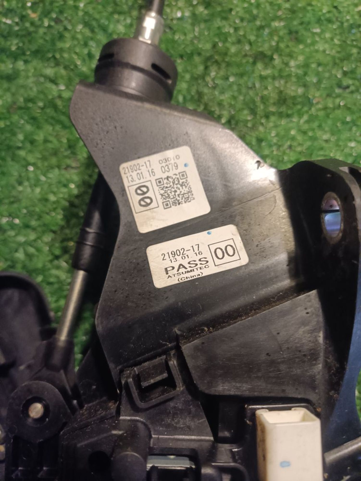 https://ycs.partsauto.market/partsauto-images/thmbs/userImages/a19a1494006c0851879c8cd6f3827d7d/part/9f18782b-4745-43c1-a309-8871c03fdbab_1785260983138.jpg