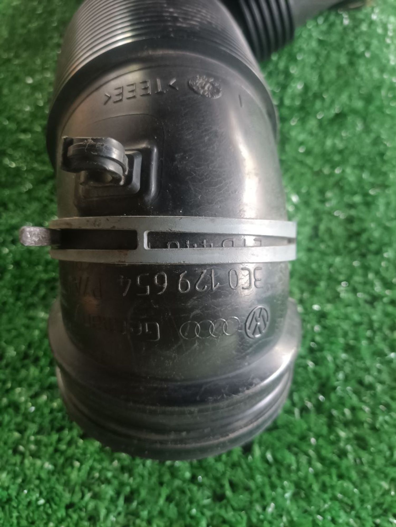 https://ycs.partsauto.market/partsauto-images/thmbs/userImages/a19a1494006c0851879c8cd6f3827d7d/part/a4c772fb-4477-4956-88e4-ffd1e51594cb_1778066672294.jpg