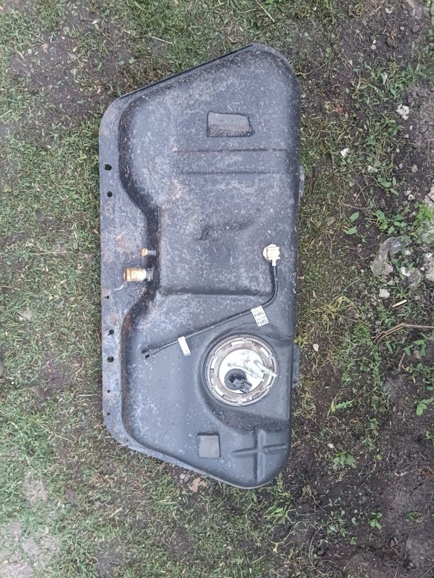 https://ycs.partsauto.market/partsauto-images/thmbs/userImages/a19a1494006c0851879c8cd6f3827d7d/part/a5e0a687-b6af-4409-8b3a-a7510f6621d0_1785256900559.jpg