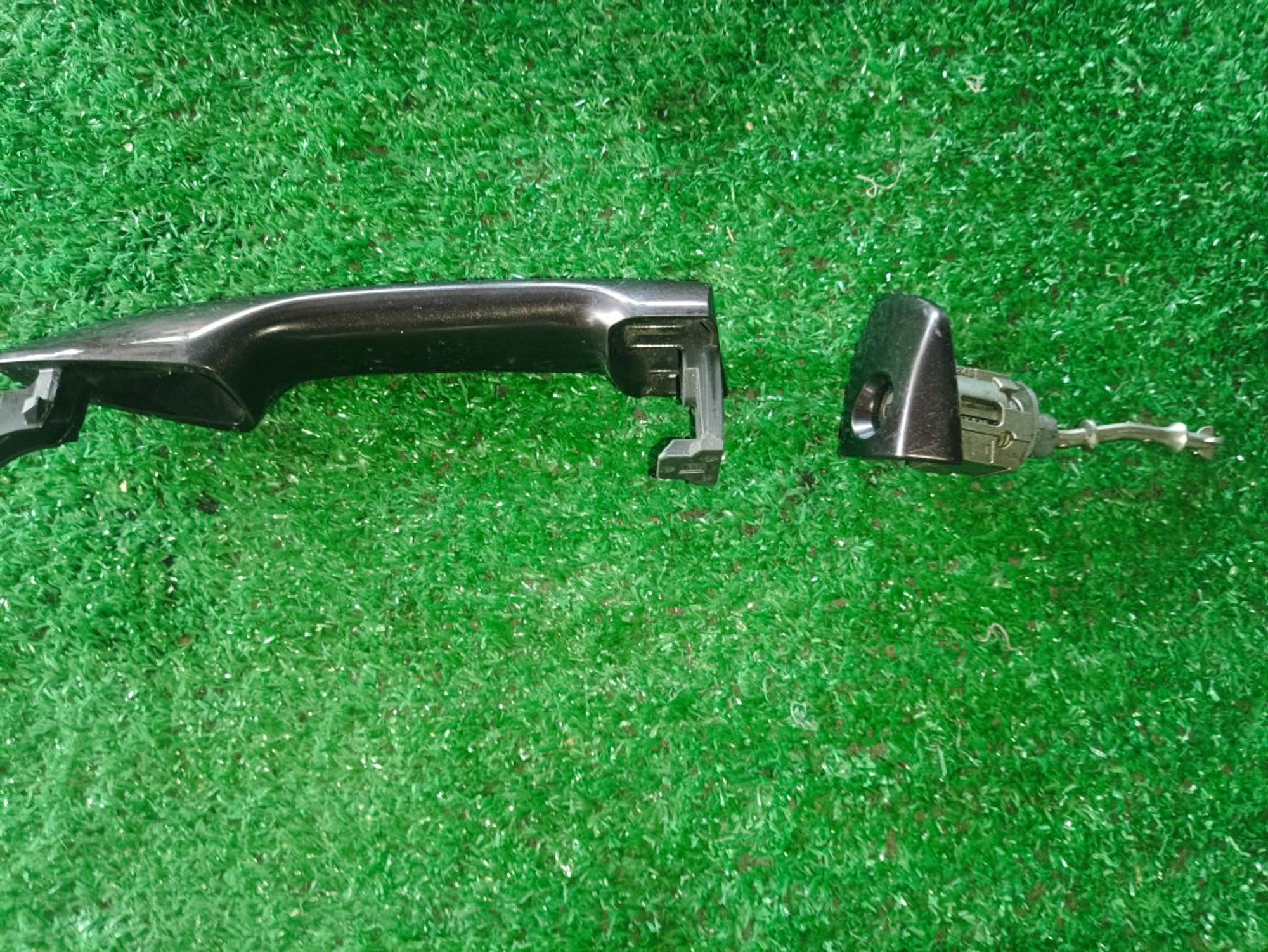 https://ycs.partsauto.market/partsauto-images/thmbs/userImages/a19a1494006c0851879c8cd6f3827d7d/part/b674c428-3afe-41cd-807d-c851cbd5a738_1776684507773.jpg