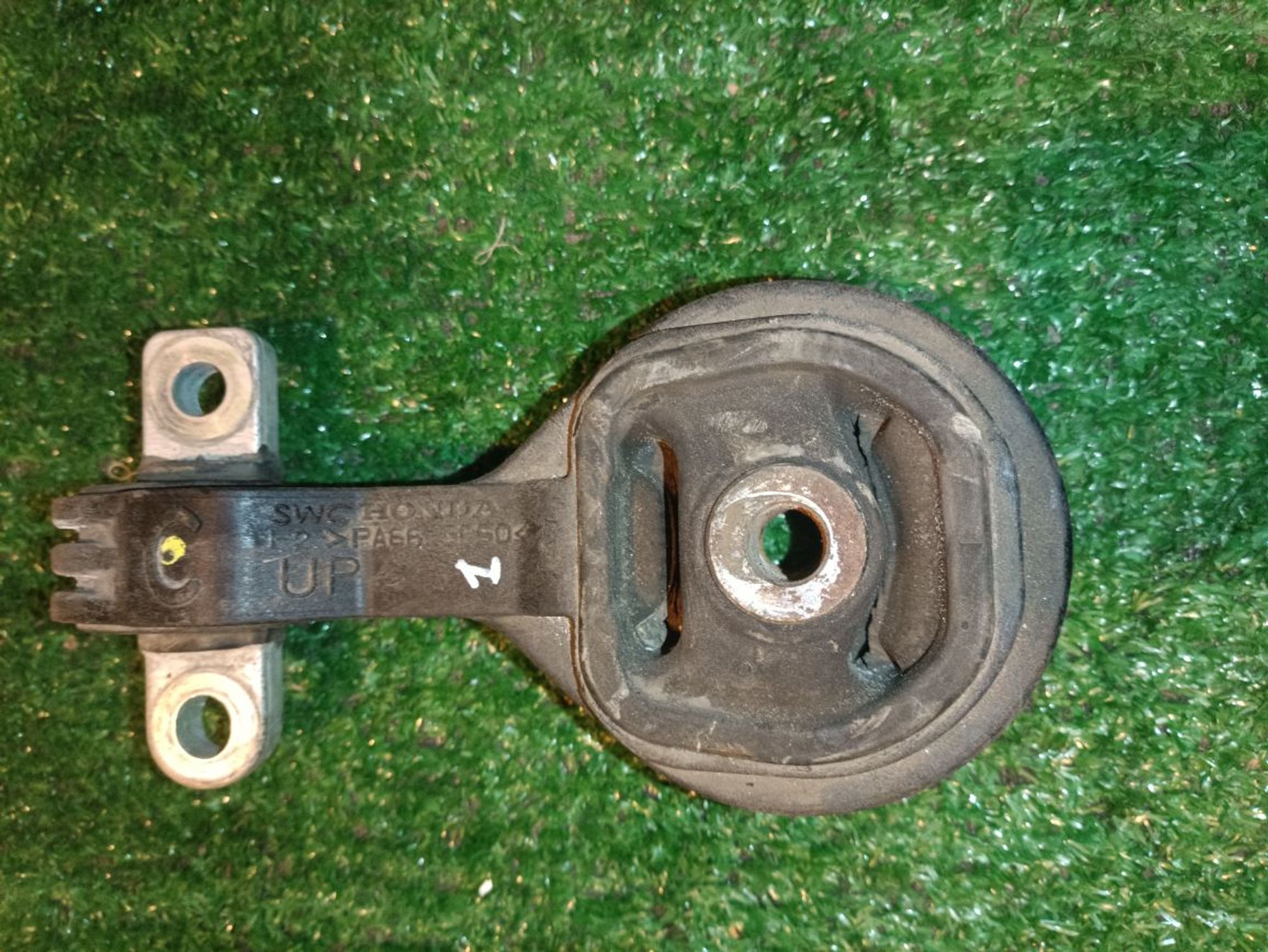 https://ycs.partsauto.market/partsauto-images/thmbs/userImages/a19a1494006c0851879c8cd6f3827d7d/part/ba8c9a5e-87fe-4e09-b227-0c95f54d36e1_1776618466960.jpg
