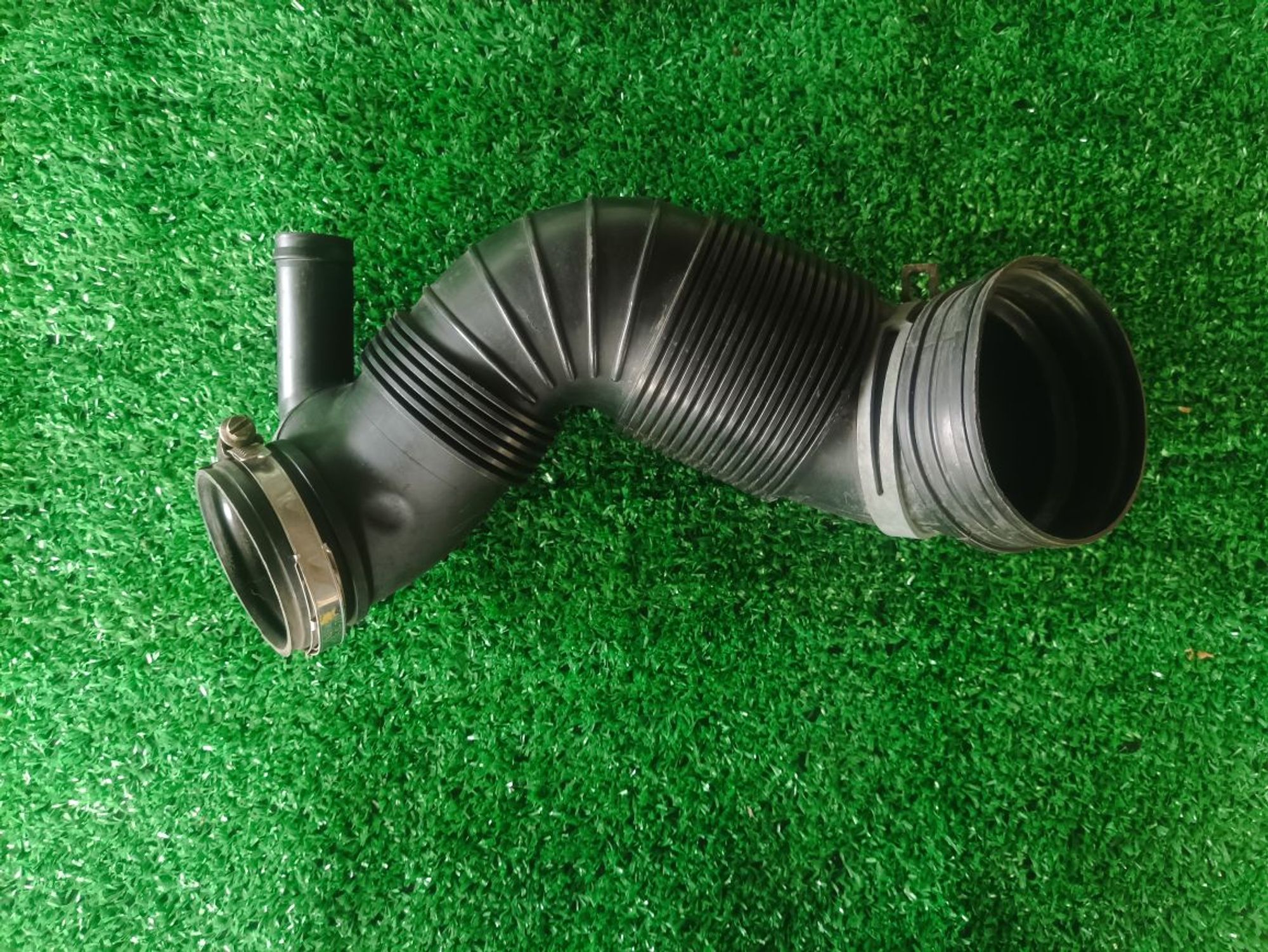 https://ycs.partsauto.market/partsauto-images/thmbs/userImages/a19a1494006c0851879c8cd6f3827d7d/part/bad54bbe-54e6-43a9-aaed-56ceaeac08b4_1778066671414.jpg