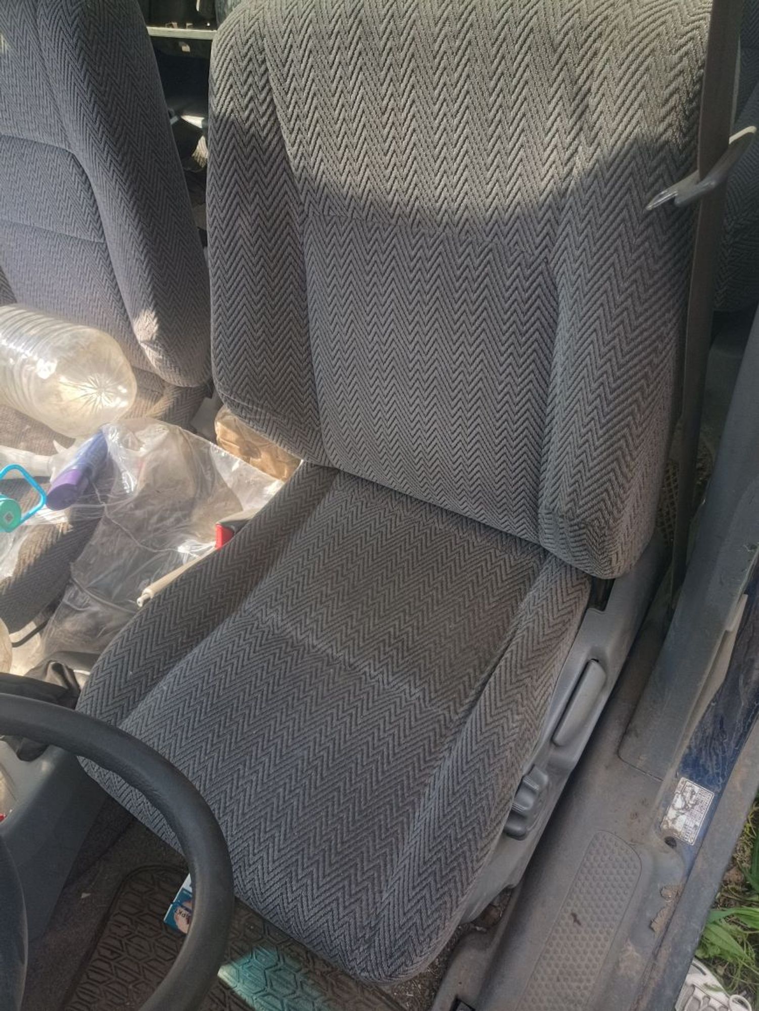 https://ycs.partsauto.market/partsauto-images/thmbs/userImages/a19a1494006c0851879c8cd6f3827d7d/part/bd803ad9-6a99-489a-82ce-43ee97541194_1782242937784.jpg