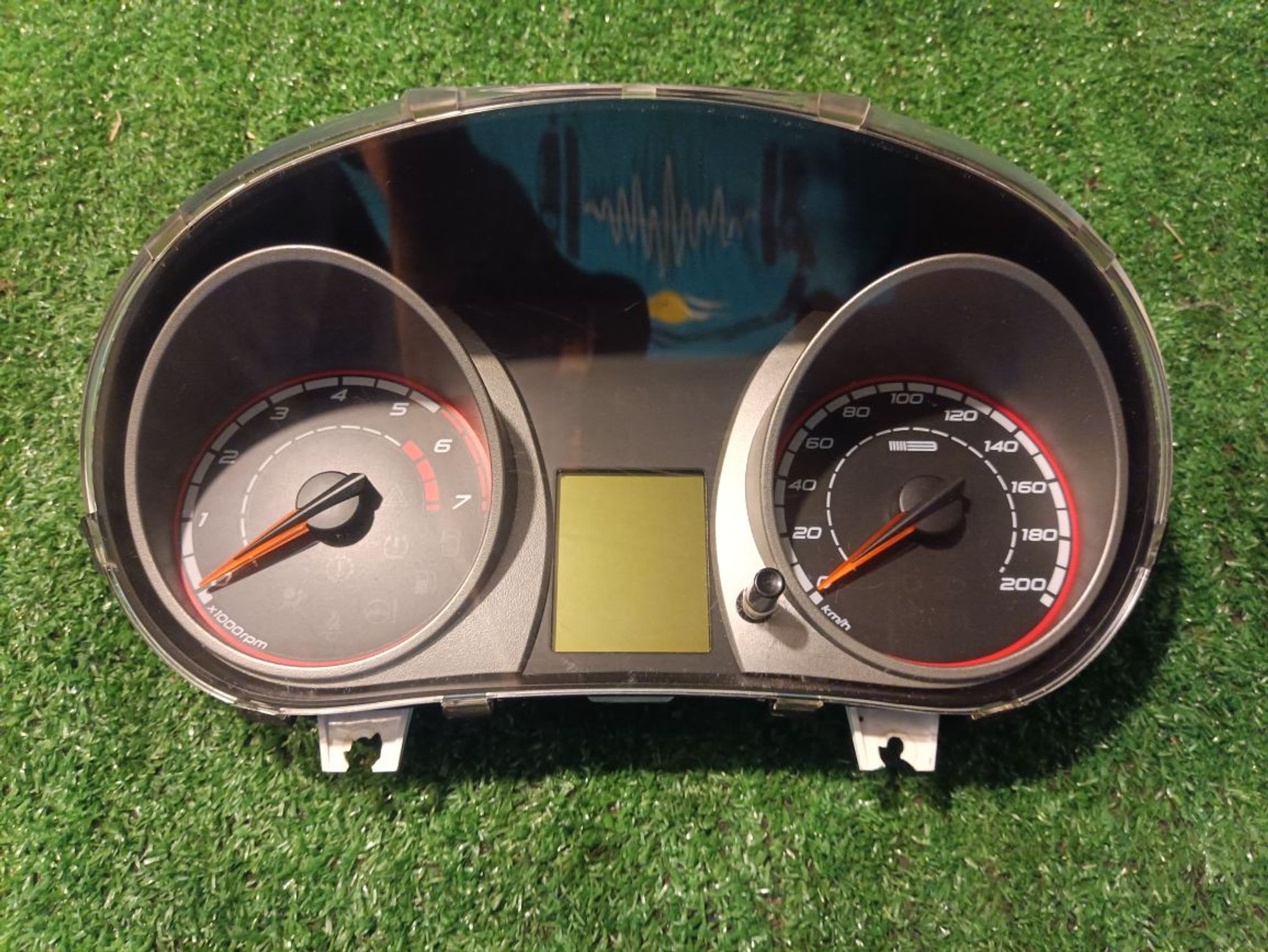 https://ycs.partsauto.market/partsauto-images/thmbs/userImages/a19a1494006c0851879c8cd6f3827d7d/part/c2aaf7a8-d679-45a8-8eed-1f3836fd018c_1784994861862.jpg