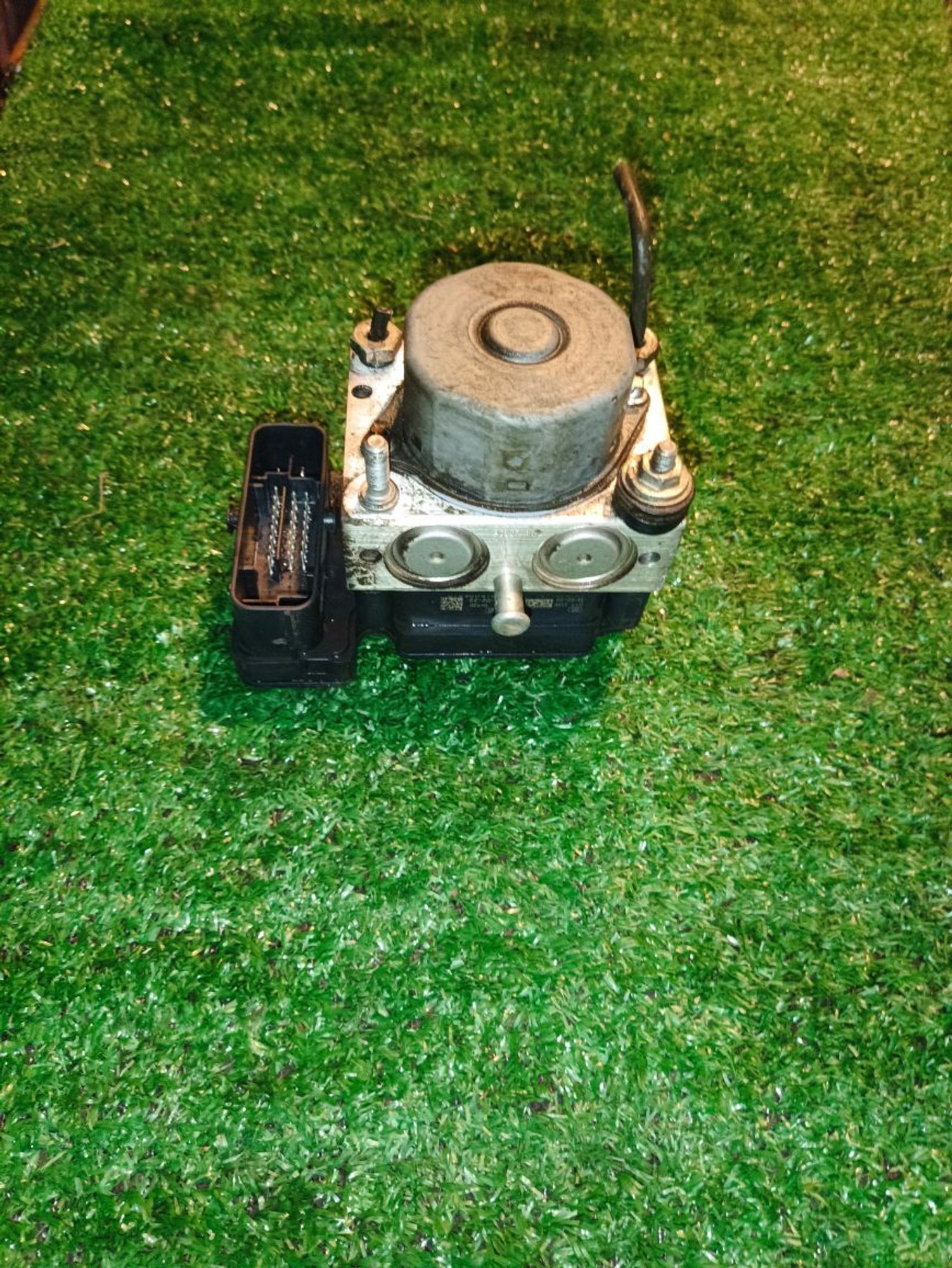 https://ycs.partsauto.market/partsauto-images/thmbs/userImages/a19a1494006c0851879c8cd6f3827d7d/part/c48c95d3-0417-429e-aeb1-a1047c08bbc6_1784997465293.jpg