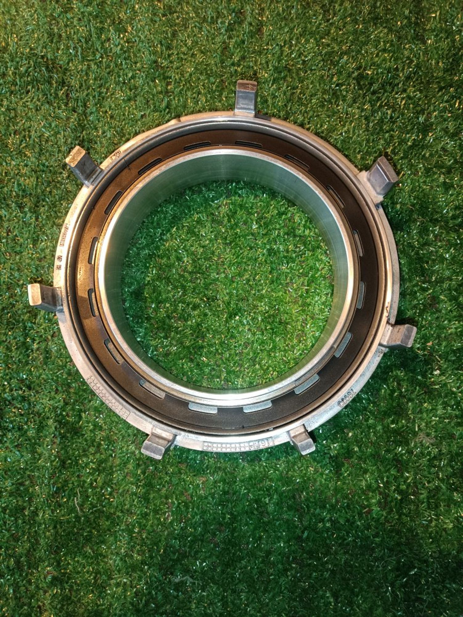 https://ycs.partsauto.market/partsauto-images/thmbs/userImages/a19a1494006c0851879c8cd6f3827d7d/part/d1e8fb79-4376-4f3a-b667-88d8d35d5ad6_1777305925256.jpg