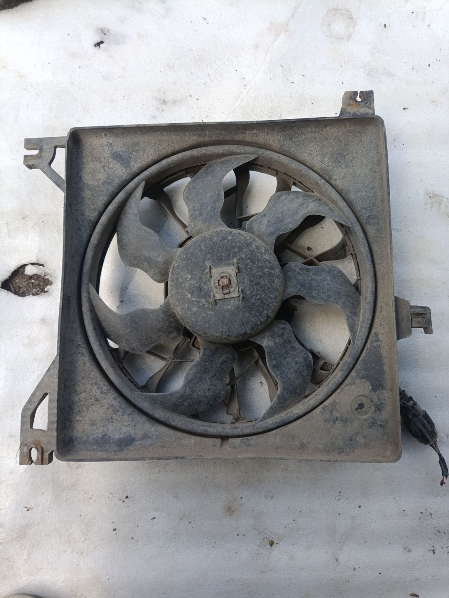 https://ycs.partsauto.market/partsauto-images/thmbs/userImages/a19a1494006c0851879c8cd6f3827d7d/part/d2b257db-d6b4-4e81-aa3b-4852b509e3b6_1777536189236.jpg