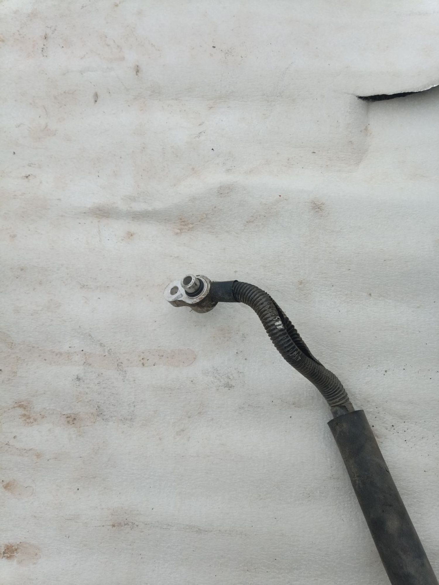 https://ycs.partsauto.market/partsauto-images/thmbs/userImages/a19a1494006c0851879c8cd6f3827d7d/part/d3461487-889f-4757-85e8-57a8743eff3d_1777530672539.jpg
