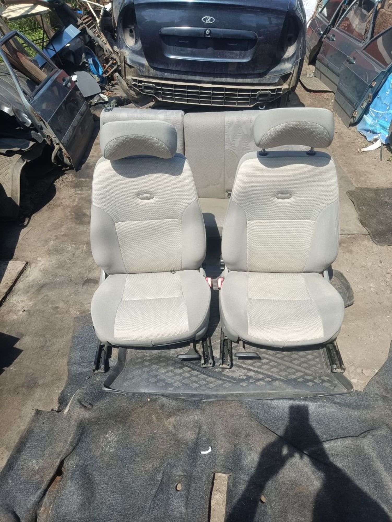 https://ycs.partsauto.market/partsauto-images/thmbs/userImages/a19a1494006c0851879c8cd6f3827d7d/part/db2b177f-24e2-47f7-a2b6-ce93d4dd4be7_1780688074427.jpg