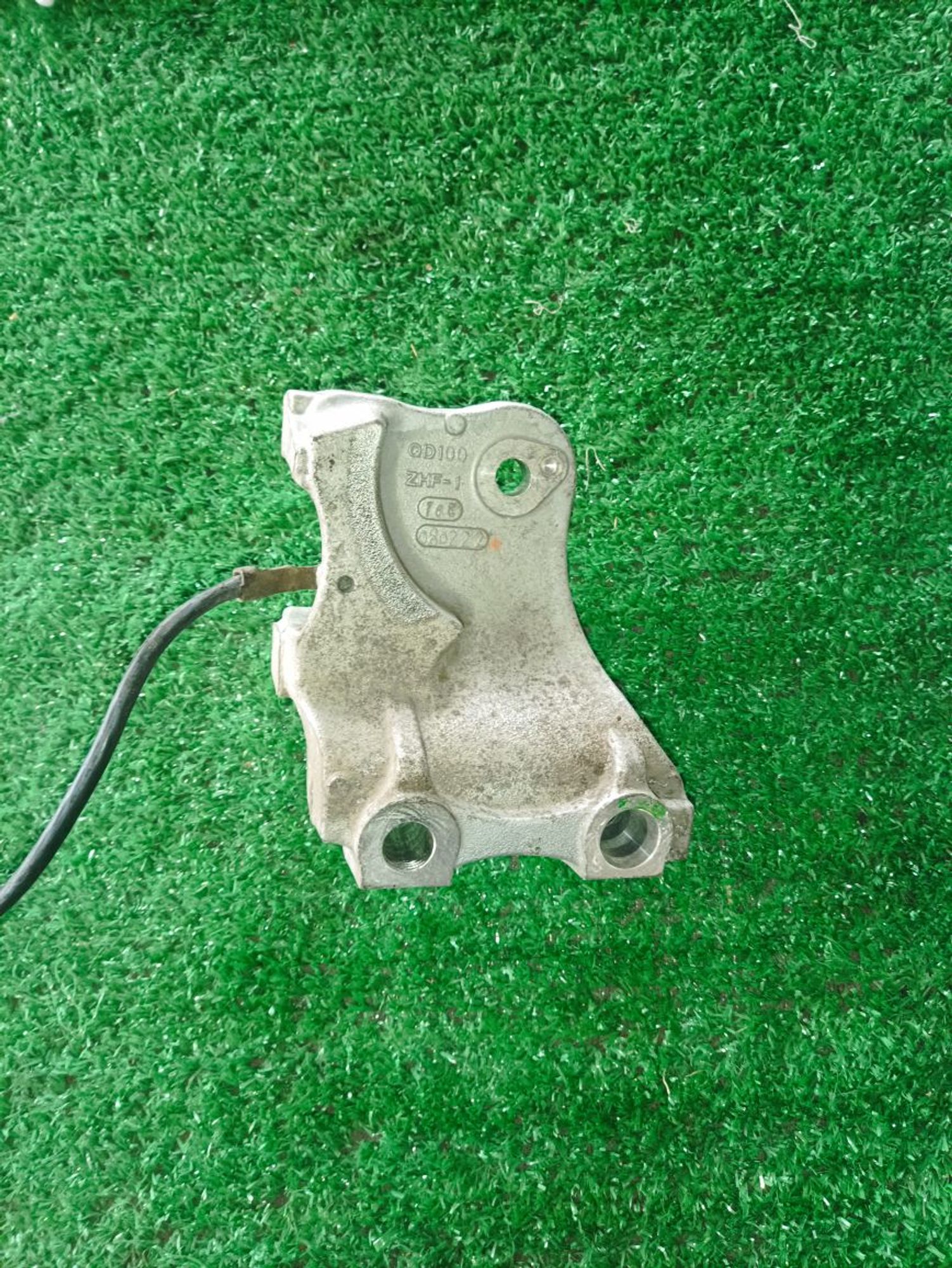 https://ycs.partsauto.market/partsauto-images/thmbs/userImages/a19a1494006c0851879c8cd6f3827d7d/part/db836949-8f31-43de-a678-ca17cf6e2c56_1776682373245.jpg