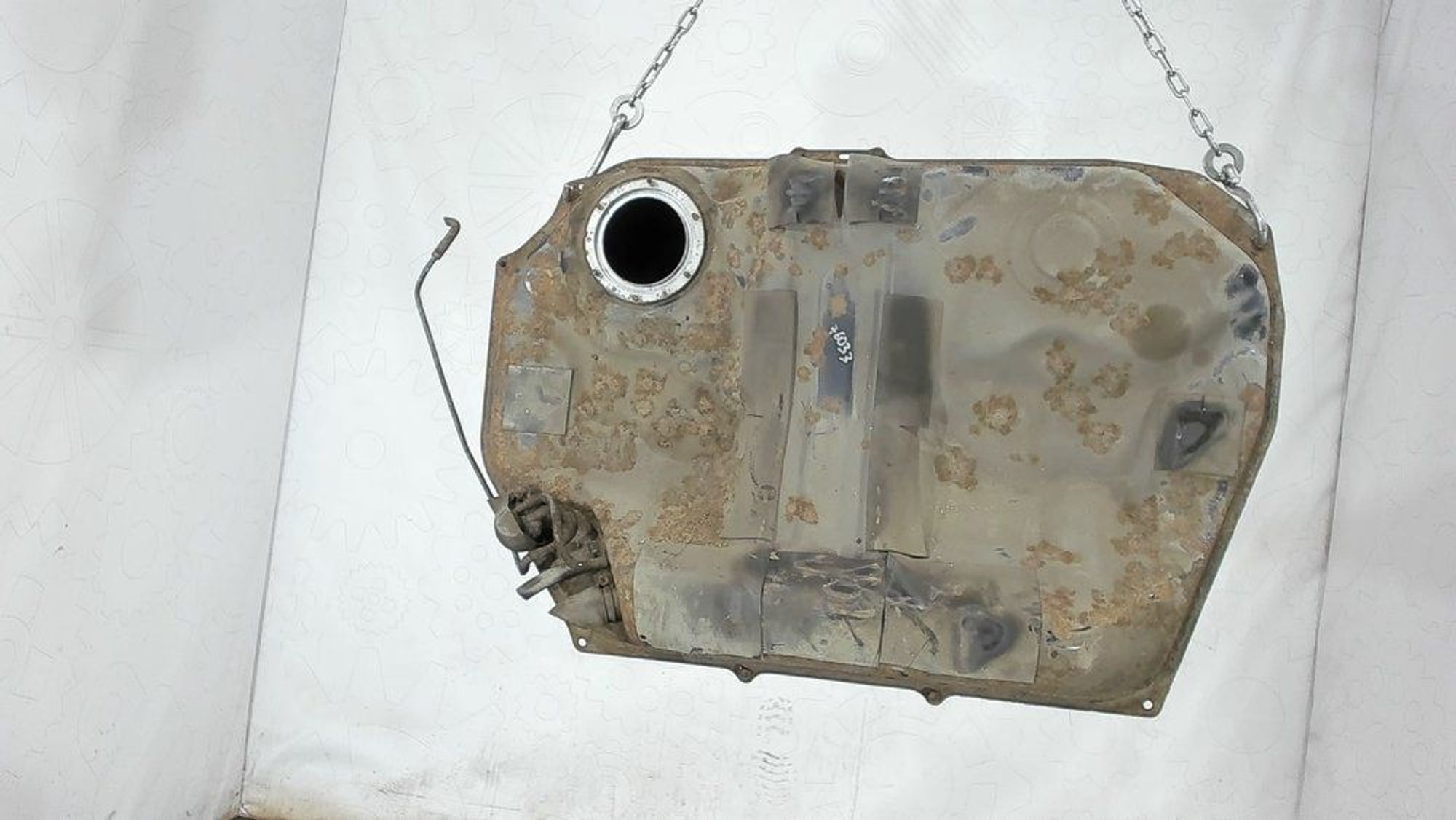 https://ycs.partsauto.market/partsauto-images/thmbs/userImages/a19a1494006c0851879c8cd6f3827d7d/part/de235f78-c735-4154-893b-fa79862c72cd_1784573908338.jpg