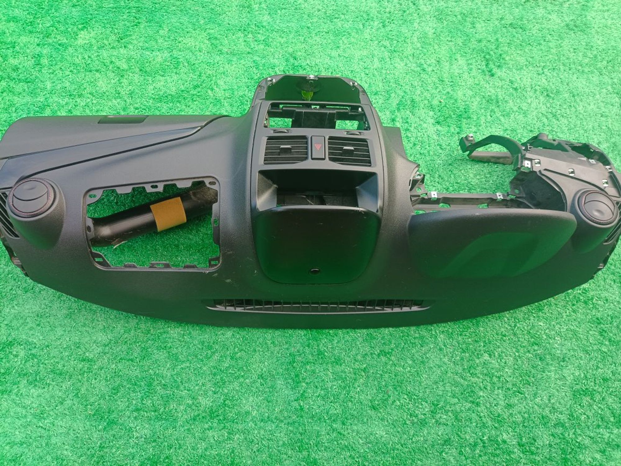 https://ycs.partsauto.market/partsauto-images/thmbs/userImages/a19a1494006c0851879c8cd6f3827d7d/part/eae4416e-4463-42f3-8b85-3fd79d750404_1785257058669.jpg