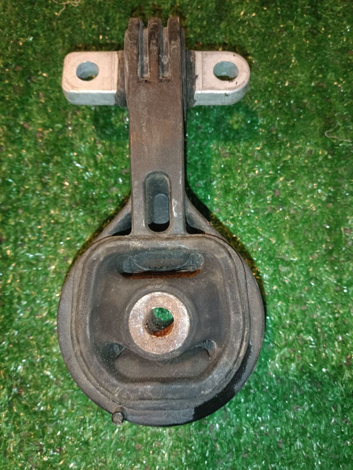 https://ycs.partsauto.market/partsauto-images/thmbs/userImages/a19a1494006c0851879c8cd6f3827d7d/part/eb344da0-9194-4c7a-9565-1f2505e7f2b9_1776618463158.jpg