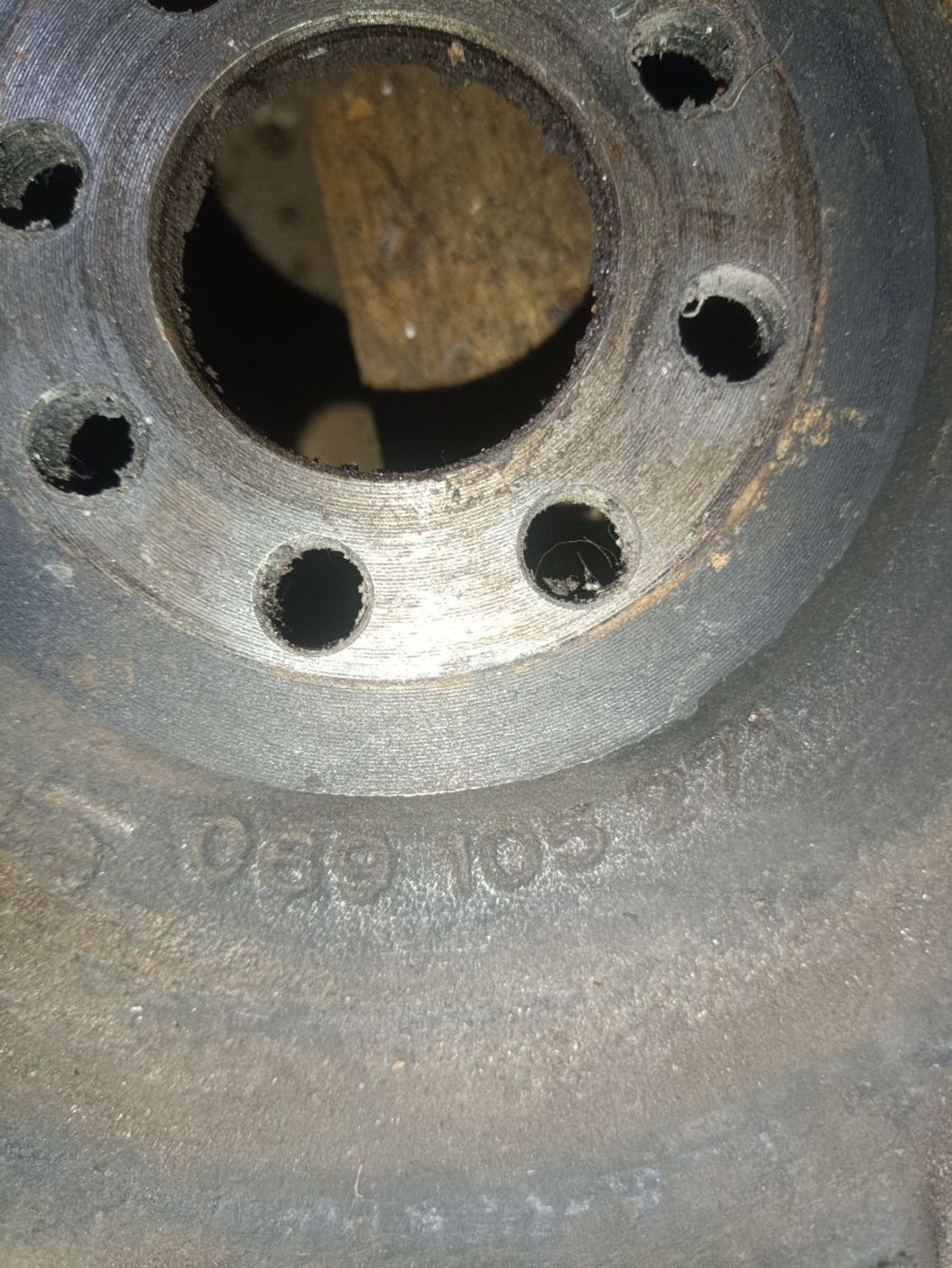https://ycs.partsauto.market/partsauto-images/thmbs/userImages/a19a1494006c0851879c8cd6f3827d7d/part/eebae409-61cb-45a9-849b-0ae7164c3a67_1776861000494.jpg