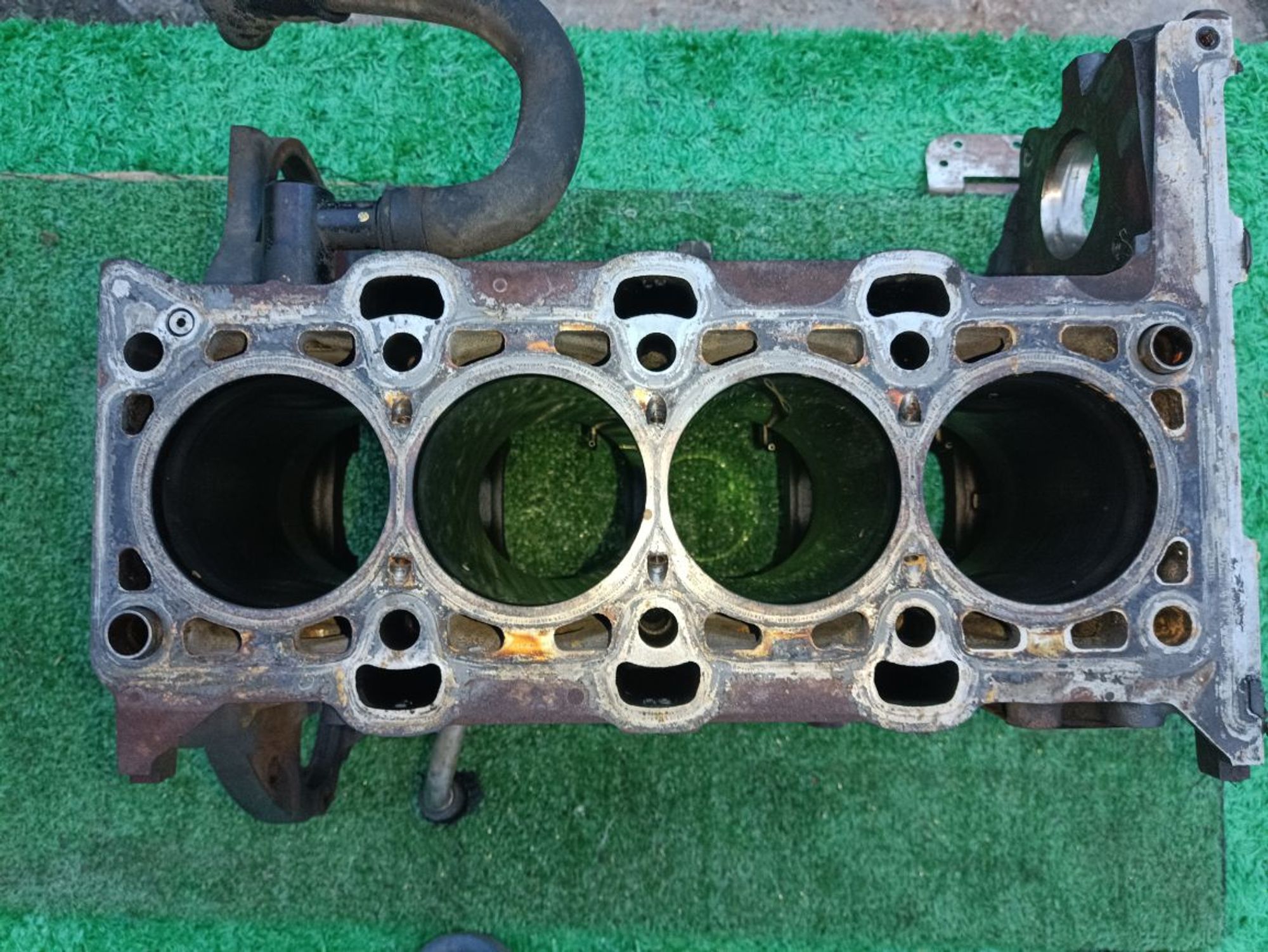 https://ycs.partsauto.market/partsauto-images/thmbs/userImages/a19a1494006c0851879c8cd6f3827d7d/part/eeef3cf2-8b05-4882-a8e5-ef91ff265b7c_1785178221308.jpg