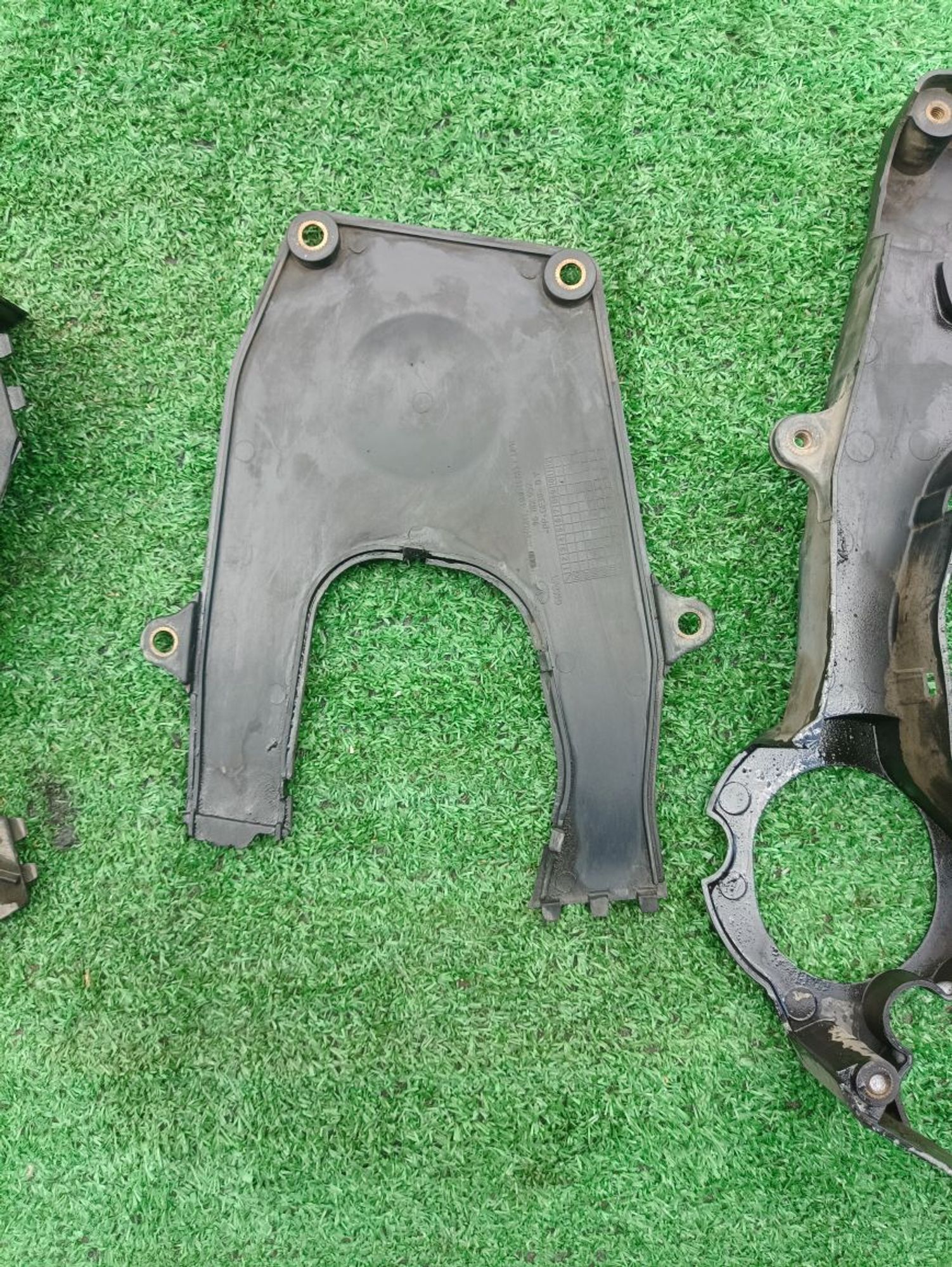 https://ycs.partsauto.market/partsauto-images/thmbs/userImages/a19a1494006c0851879c8cd6f3827d7d/part/f23978ec-1a29-4c63-bdfc-7a4c92a4e645_1778586136372.jpg