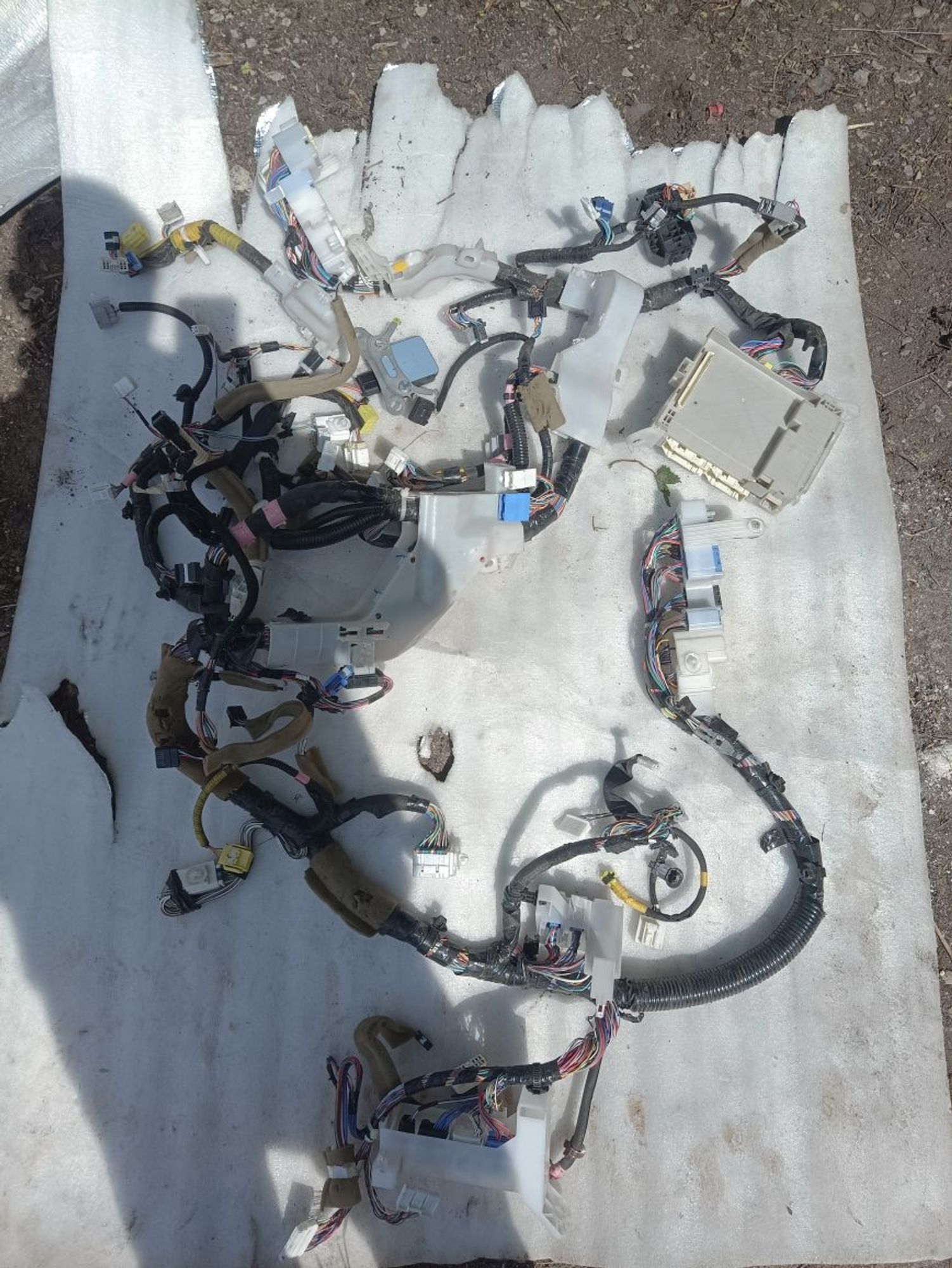 https://ycs.partsauto.market/partsauto-images/thmbs/userImages/a19a1494006c0851879c8cd6f3827d7d/part/f460e978-567e-49fd-a5e5-710637d73363_1777536820492.jpg