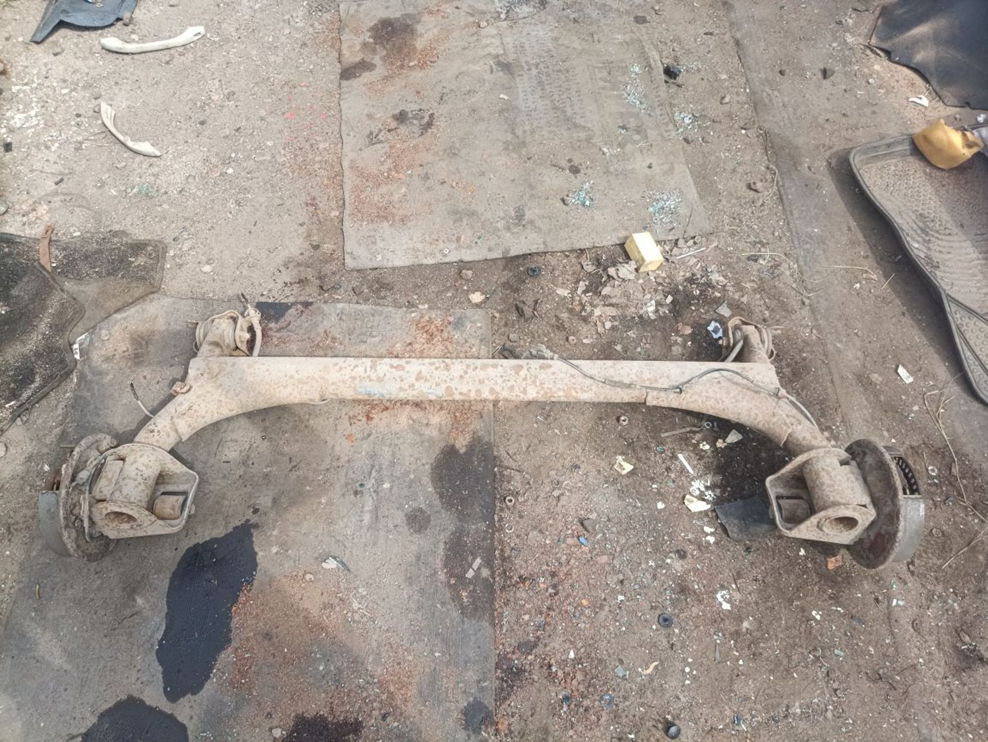 https://ycs.partsauto.market/partsauto-images/thmbs/userImages/a19a1494006c0851879c8cd6f3827d7d/part/f5aa8b97-5546-47aa-803f-2a63bcf58a1c_1785258191764.jpg