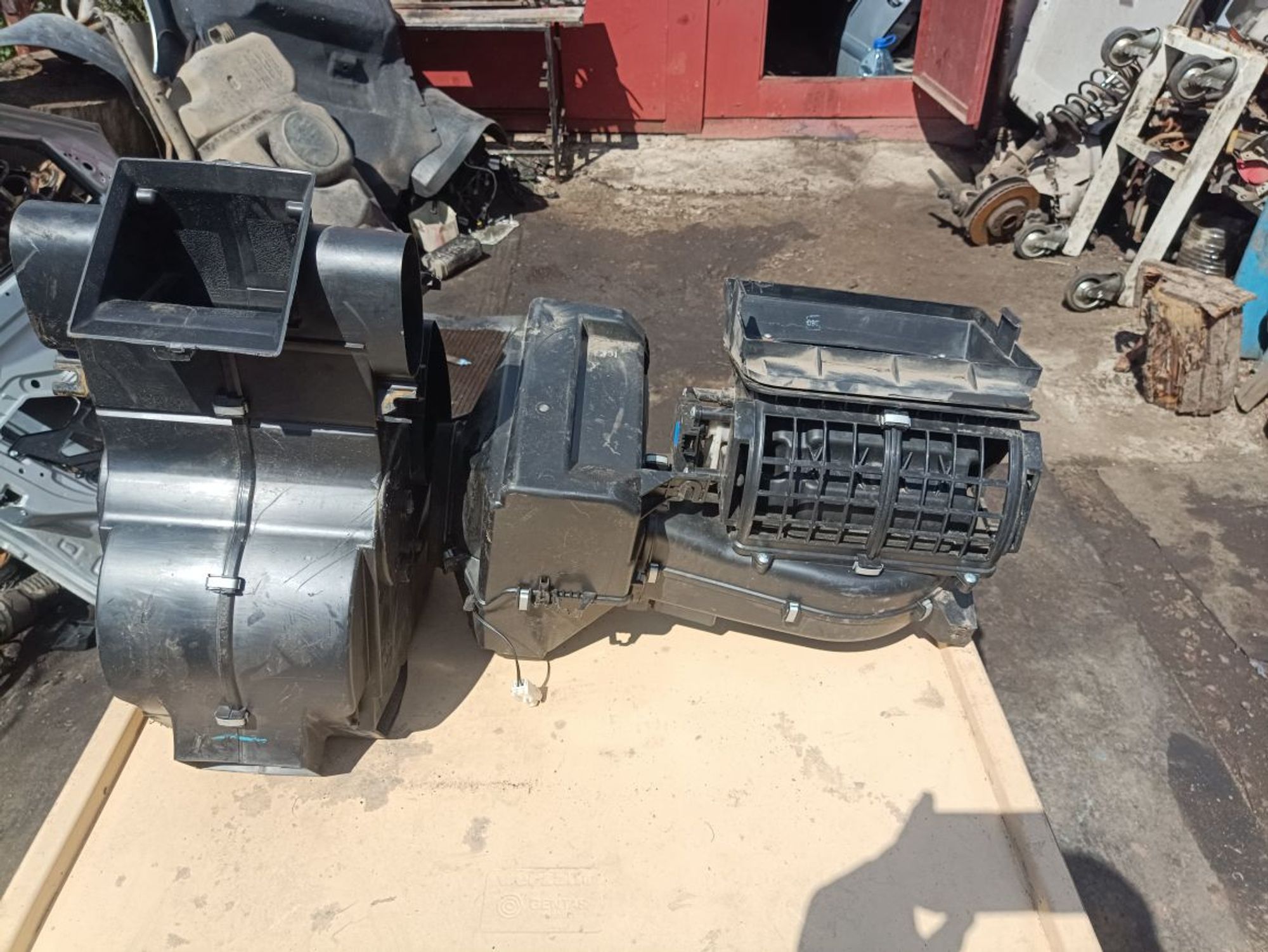 https://ycs.partsauto.market/partsauto-images/thmbs/userImages/a19a1494006c0851879c8cd6f3827d7d/part/f7146d6f-b376-4f1b-86c1-71c0439cf033_1785330859221.jpg