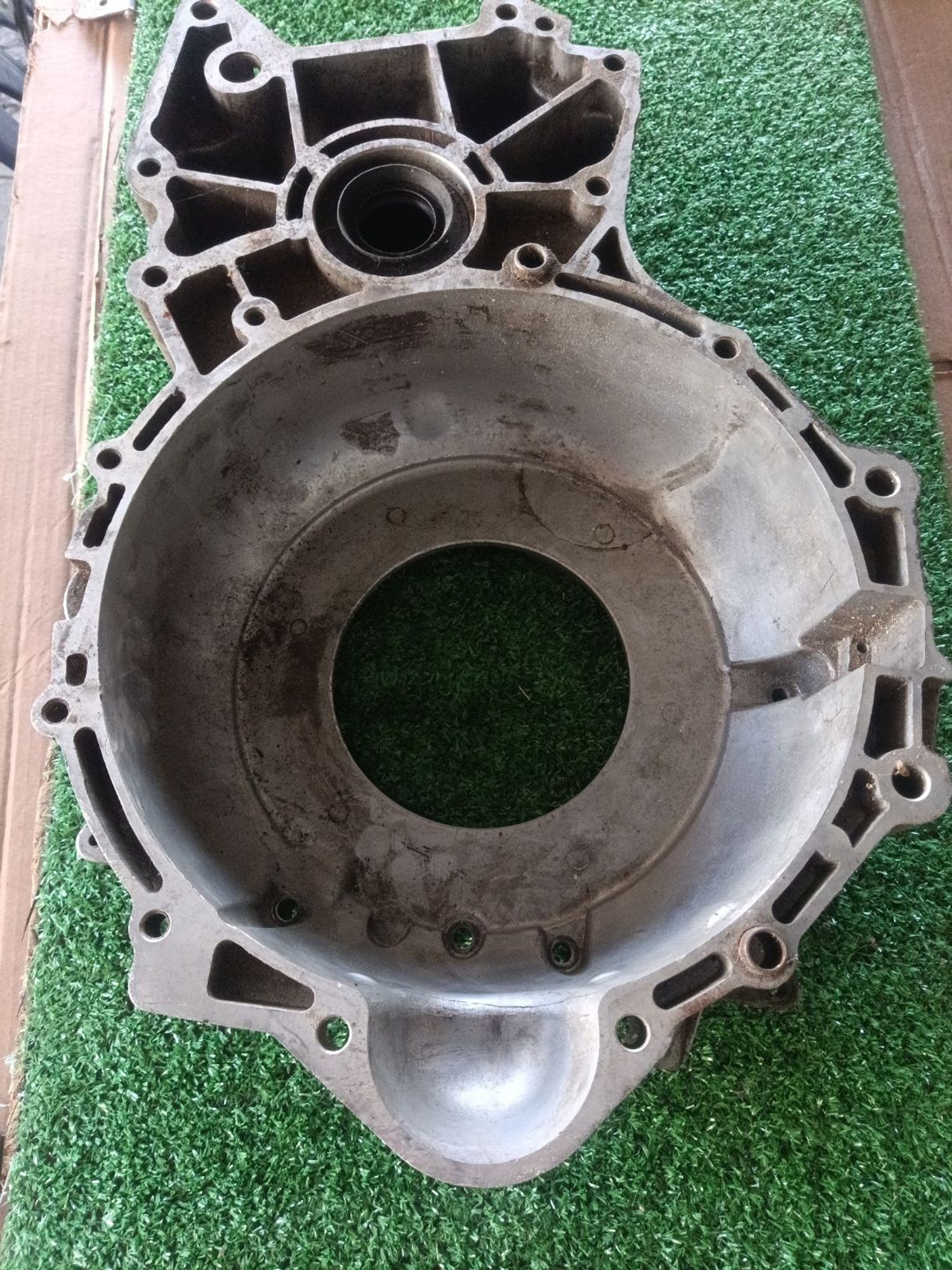 https://ycs.partsauto.market/partsauto-images/thmbs/userImages/a19a1494006c0851879c8cd6f3827d7d/part/faba6dab-4757-4ee0-8d97-4ad5ea5a4467_1774772058474.jpg