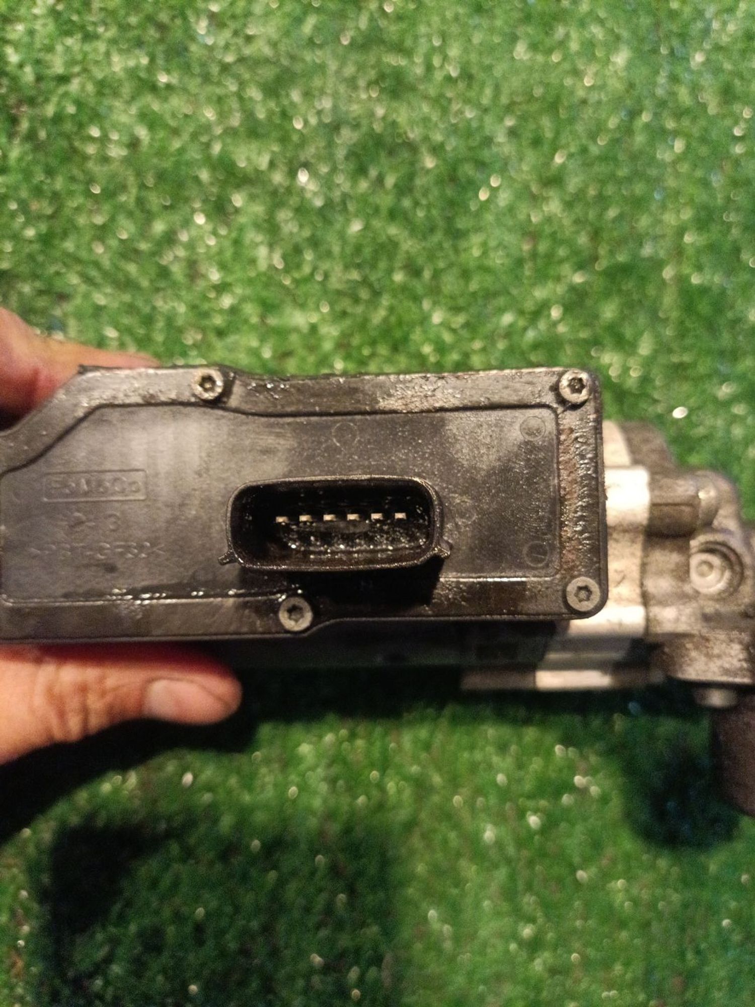 https://ycs.partsauto.market/partsauto-images/thmbs/userImages/a19a1494006c0851879c8cd6f3827d7d/part/fdc5689a-656e-4368-9b44-559a2d0bdfda_1777308296249.jpg