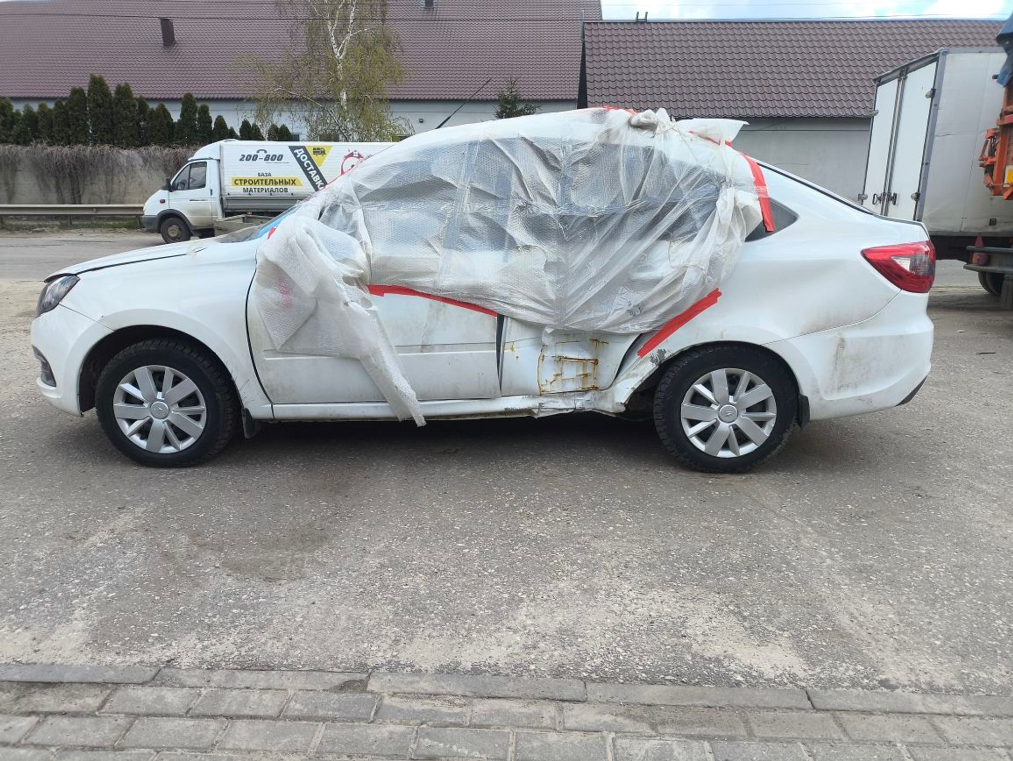 https://ycs.partsauto.market/partsauto-images/thmbs/userImages/a2d258a61cc08549ac0329b7373022c0/car/77d58382-493a-4f28-965c-22f8136a6246_1777536217167.jpg