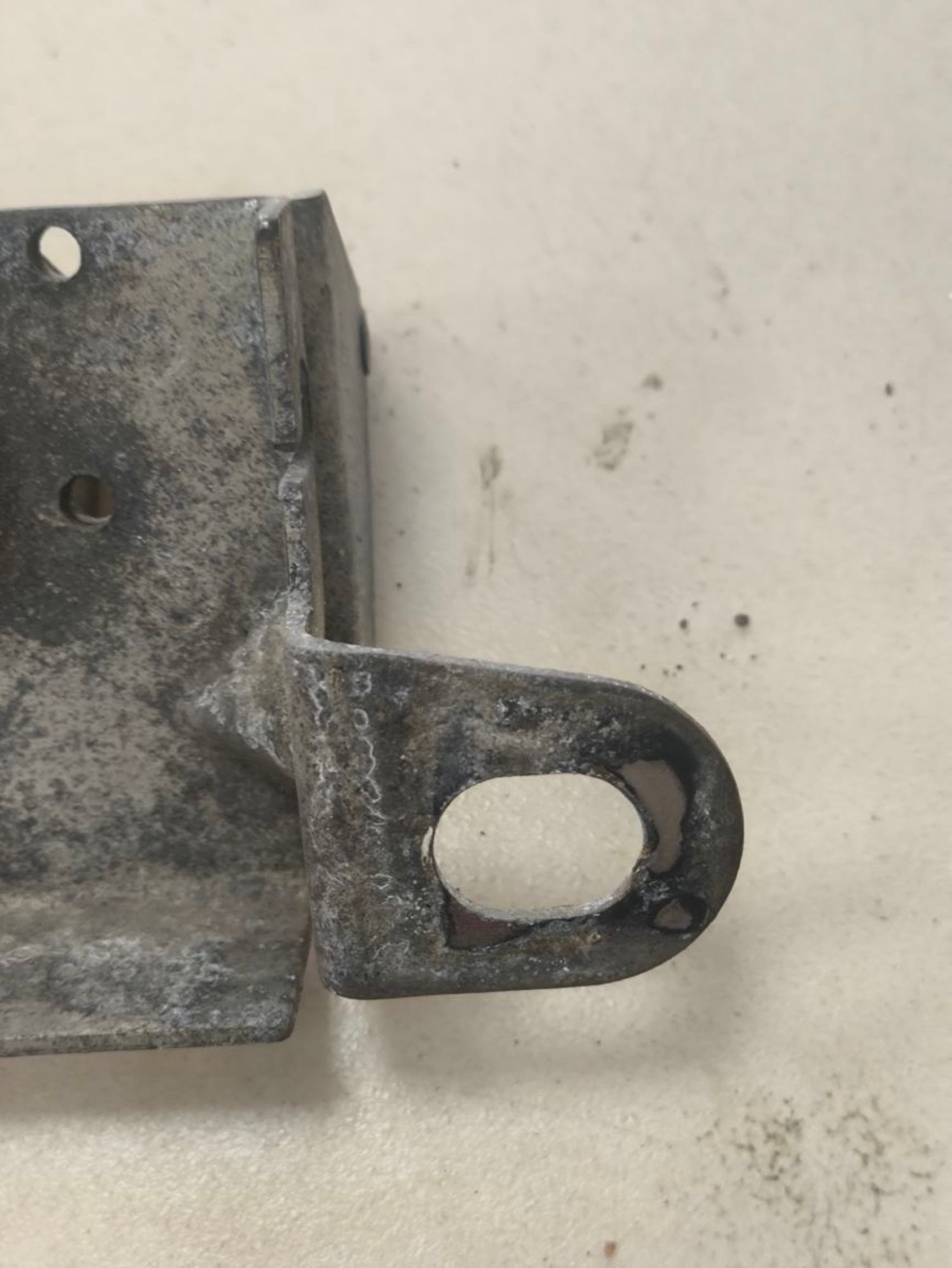 https://ycs.partsauto.market/partsauto-images/thmbs/userImages/a2d258a61cc08549ac0329b7373022c0/part/00309128-3110-486a-8852-3e116f2c50b4_1785498234503.jpg