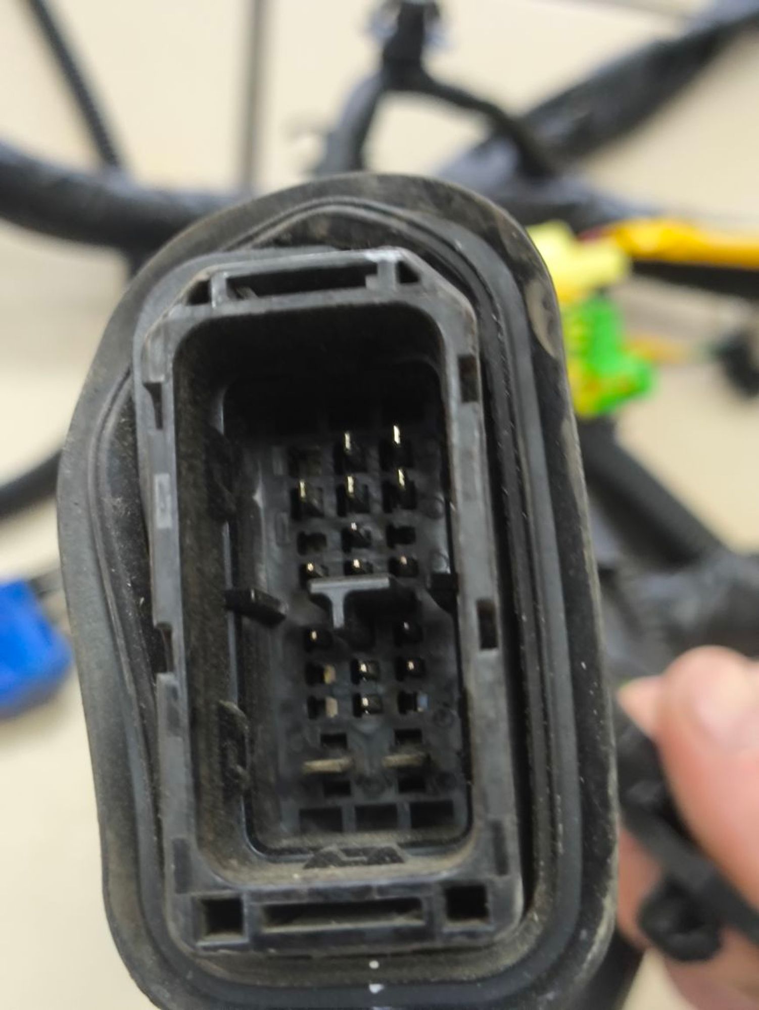 https://ycs.partsauto.market/partsauto-images/thmbs/userImages/a2d258a61cc08549ac0329b7373022c0/part/01713418-117e-4877-9852-50ad4f58f3f4_1782296873692.jpg
