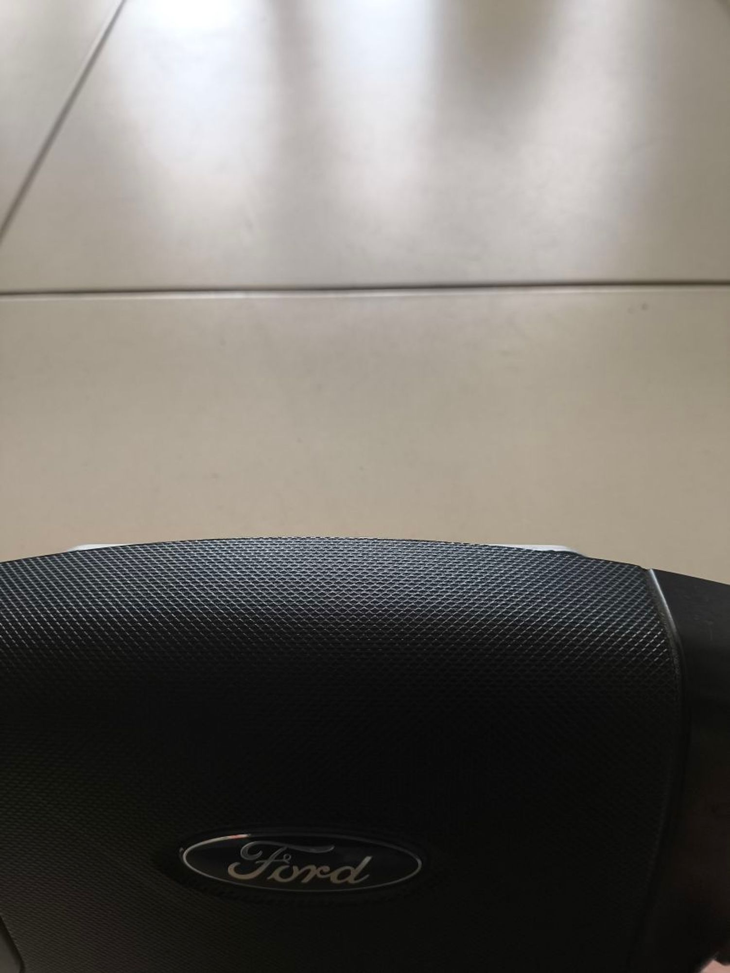 https://ycs.partsauto.market/partsauto-images/thmbs/userImages/a2d258a61cc08549ac0329b7373022c0/part/01d67962-eae0-46fc-abb5-a3c5ccc07398_1787048372032.jpg