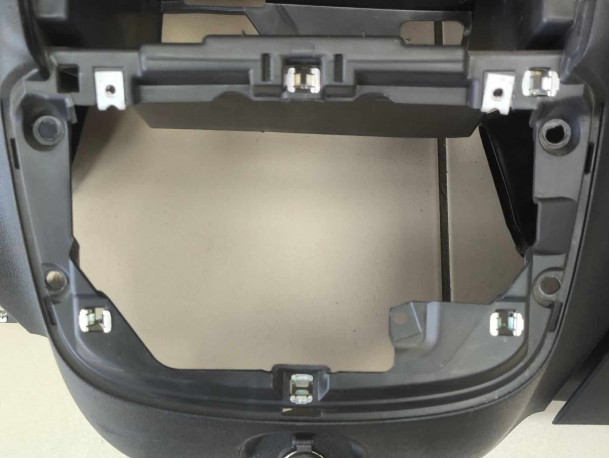 https://ycs.partsauto.market/partsauto-images/thmbs/userImages/a2d258a61cc08549ac0329b7373022c0/part/02a8e3f2-5376-46a5-b679-dd5fa1fe986d_1783673754419.jpg