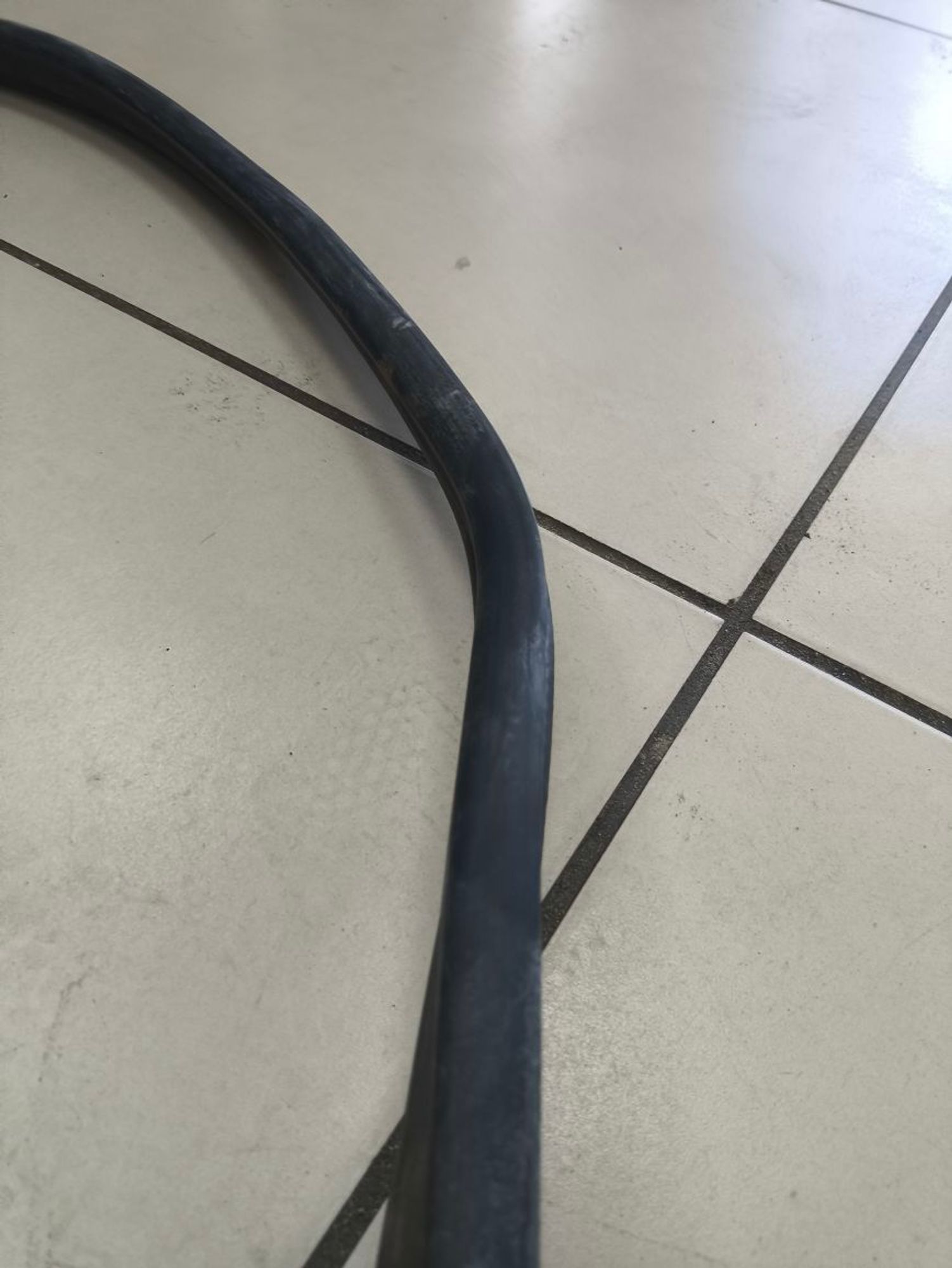 https://ycs.partsauto.market/partsauto-images/thmbs/userImages/a2d258a61cc08549ac0329b7373022c0/part/03d13c97-e717-46f0-aa8e-b8b274bdf886_1786533201291.jpg