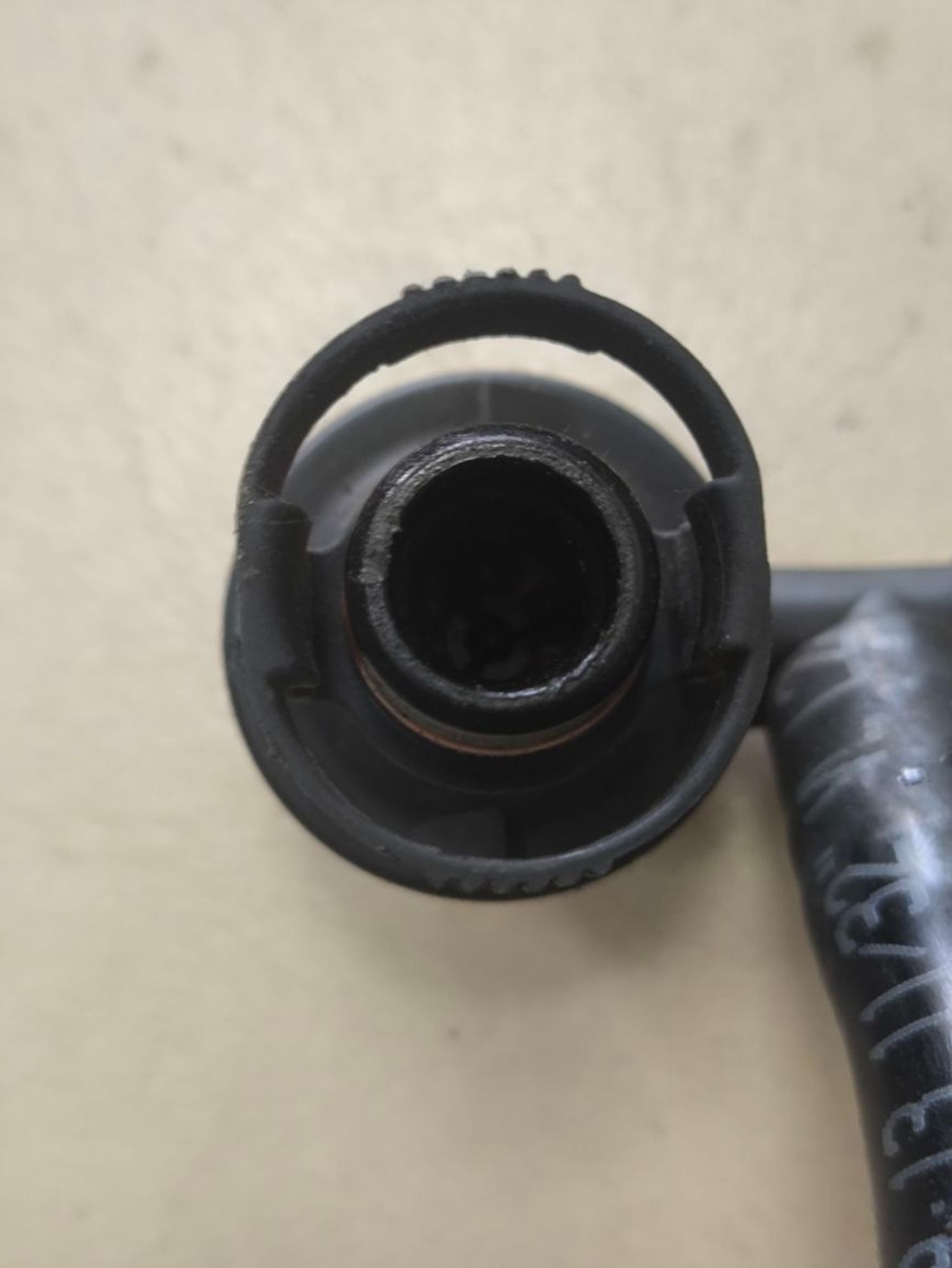 https://ycs.partsauto.market/partsauto-images/thmbs/userImages/a2d258a61cc08549ac0329b7373022c0/part/05d749be-cb69-4cc9-893f-8fc046c7e277_1784802730187.jpg